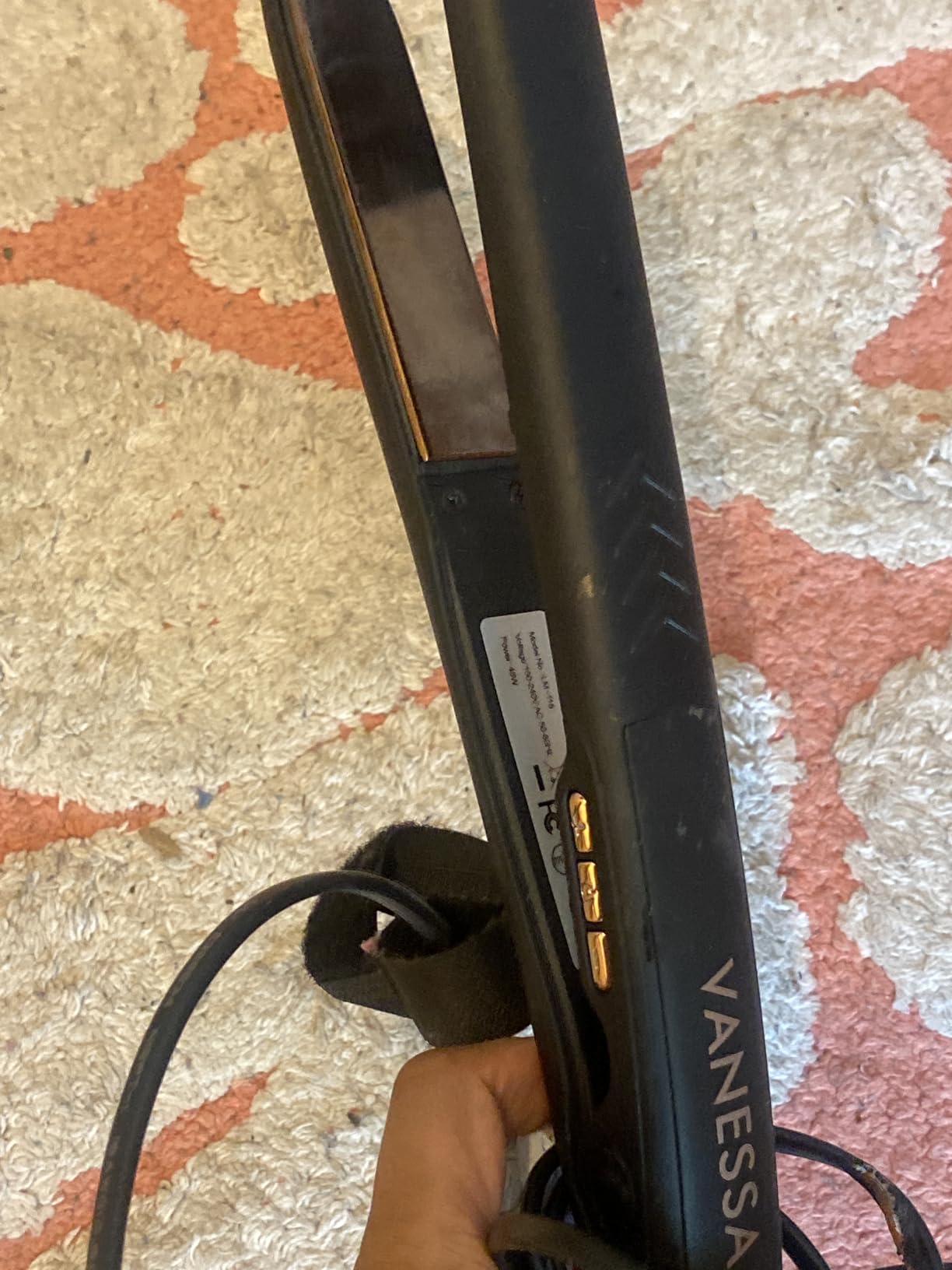 VANESSA PRO Titanium Flat Iron 1 Inch Hair Straightener for Smooth Results | Titanium Plates Infused with Argan Oil & Keratin for One Pass Styling, Straightens & Curls with One Tool, 11 Adjustable Temp customer photo 2