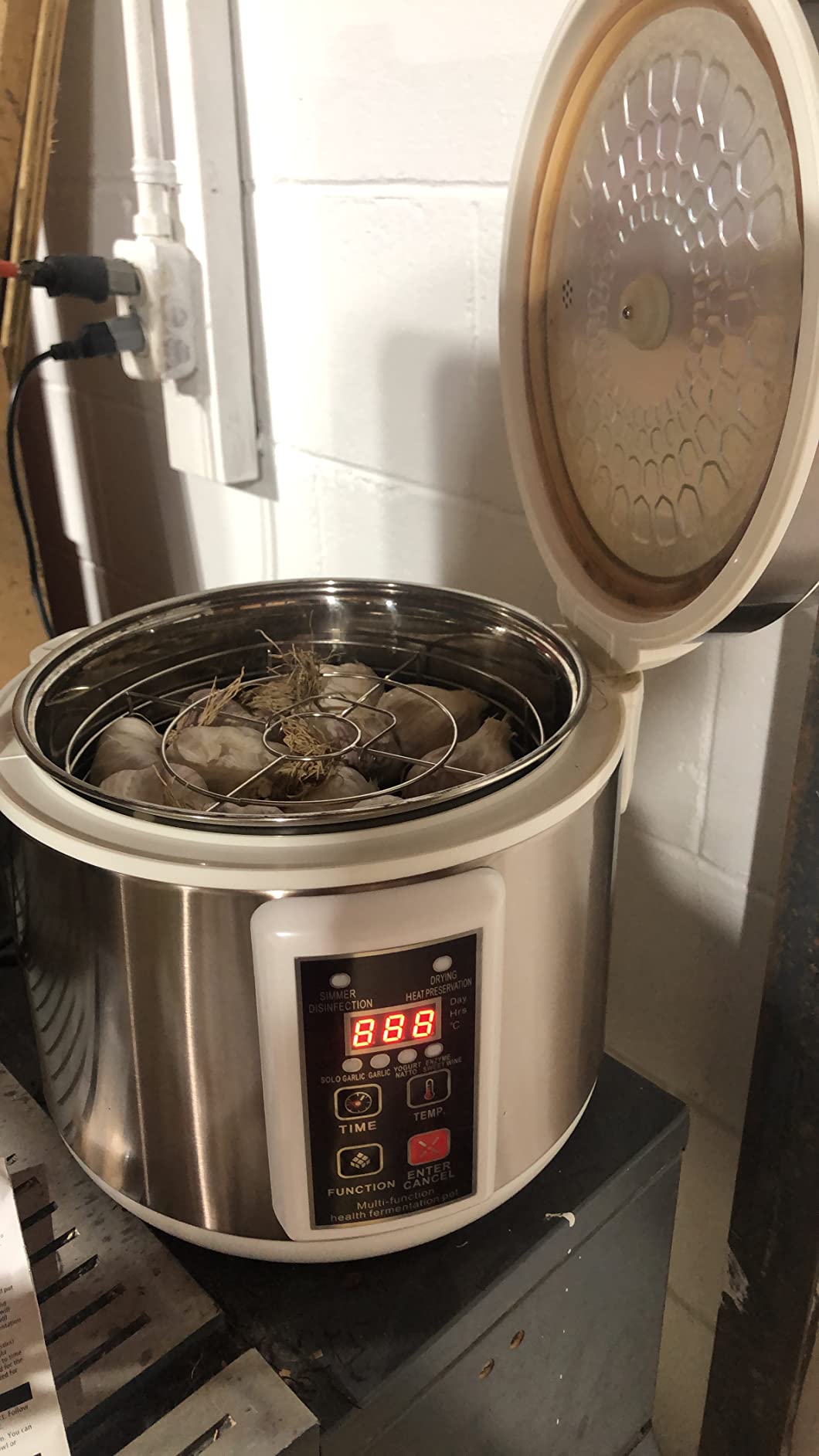 INTSUPERMAI 6 L Fermenter Multi-functional Fermenter Pot for Black Garlic, Yogurt, Natto, Sweet Rice, Fermenters Full Automatic Intelligent Control Multiple Clove Black Garlic DIY Cooker customer photo 1