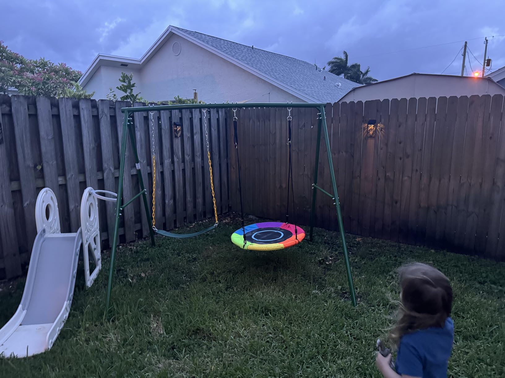 Trekassy 440lbs Swing Sets for Backyard, 2 Seat Saucer & Belt Swing - Green customer photo 2