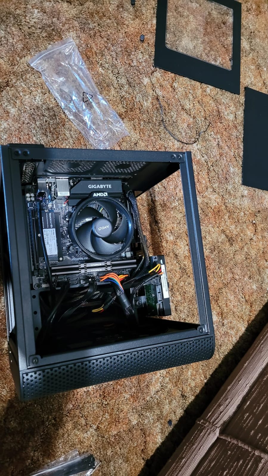 Gigabyte A520I AC (AMD Ryzen AM4/Mini-ITX/Direct 6 Phases Digital PWM with 55A DrMOS/Gaming GbE LAN/Intel WiFi+Bluetooth/NVMe PCIe 3.0 x4 M.2/3 Display Interfaces/Q-Flash Plus/Motherboard) customer photo 2