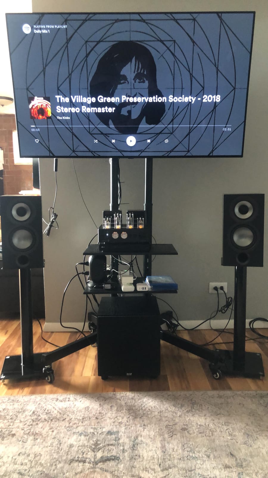 ELAC Uni-Fi 2.0 UB52 Bookshelf Speakers (Pair), Black (UB52-BK) customer photo 1