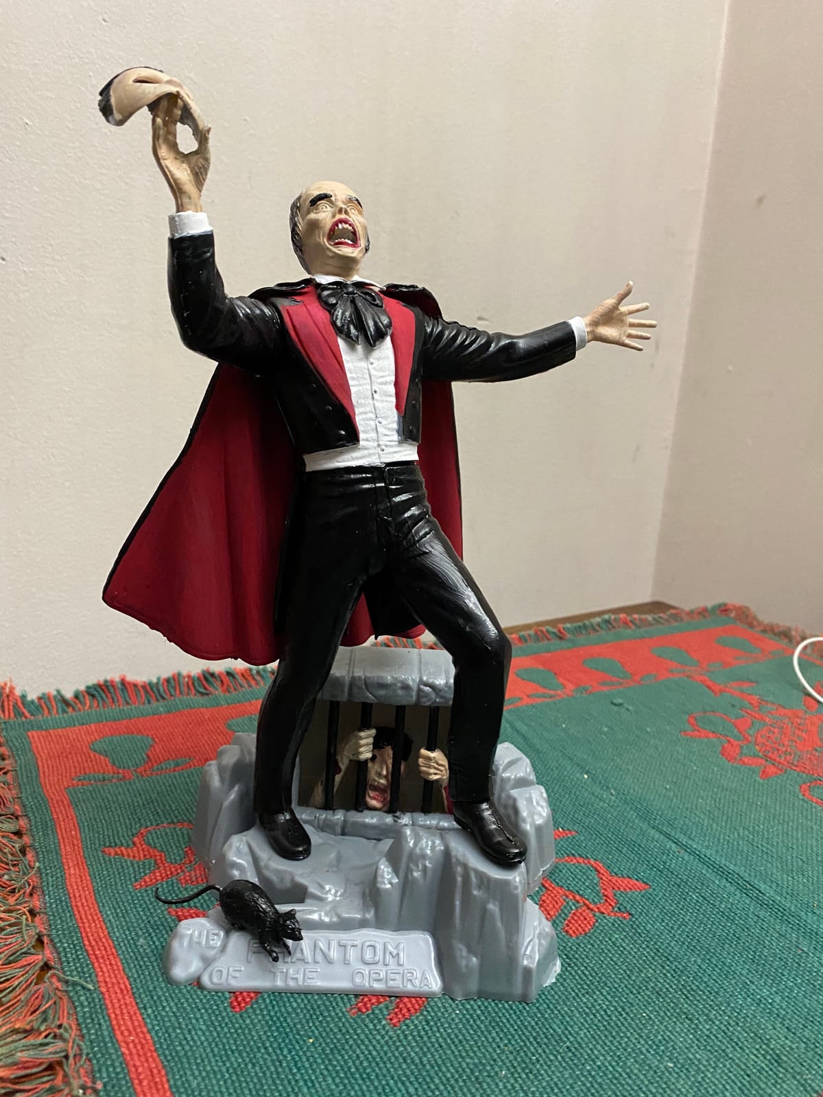 Atlantis Phantom of The Opera Glow in The Dark Model Kit 1/8 Scale customer photo 1