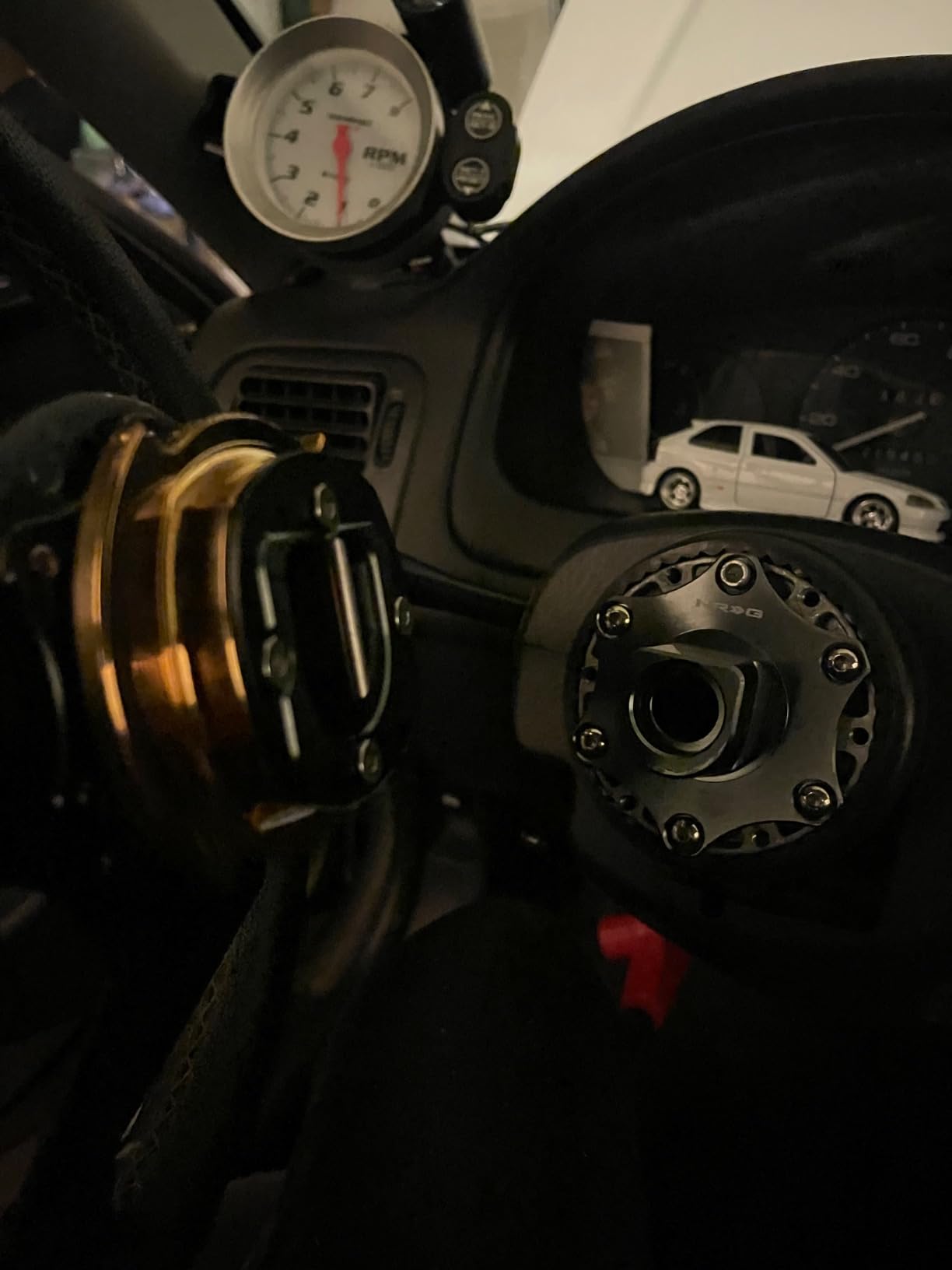 NRG Innovations NRG-SRK-R200BK-BK SFI 42.1/6-Bolt Steering Wheel Quick Release Adapter, Black customer photo 1