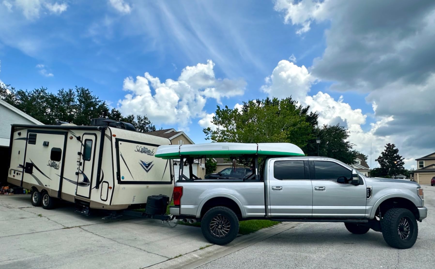 Yakima Truck Bed Mount Tower Compatible w/Retrax XR Series, Pace-Edwards, & Ford Embark LS Tonneau Cover, Cargo Towers Only, Overhaul HD Tonneau Set customer photo 1