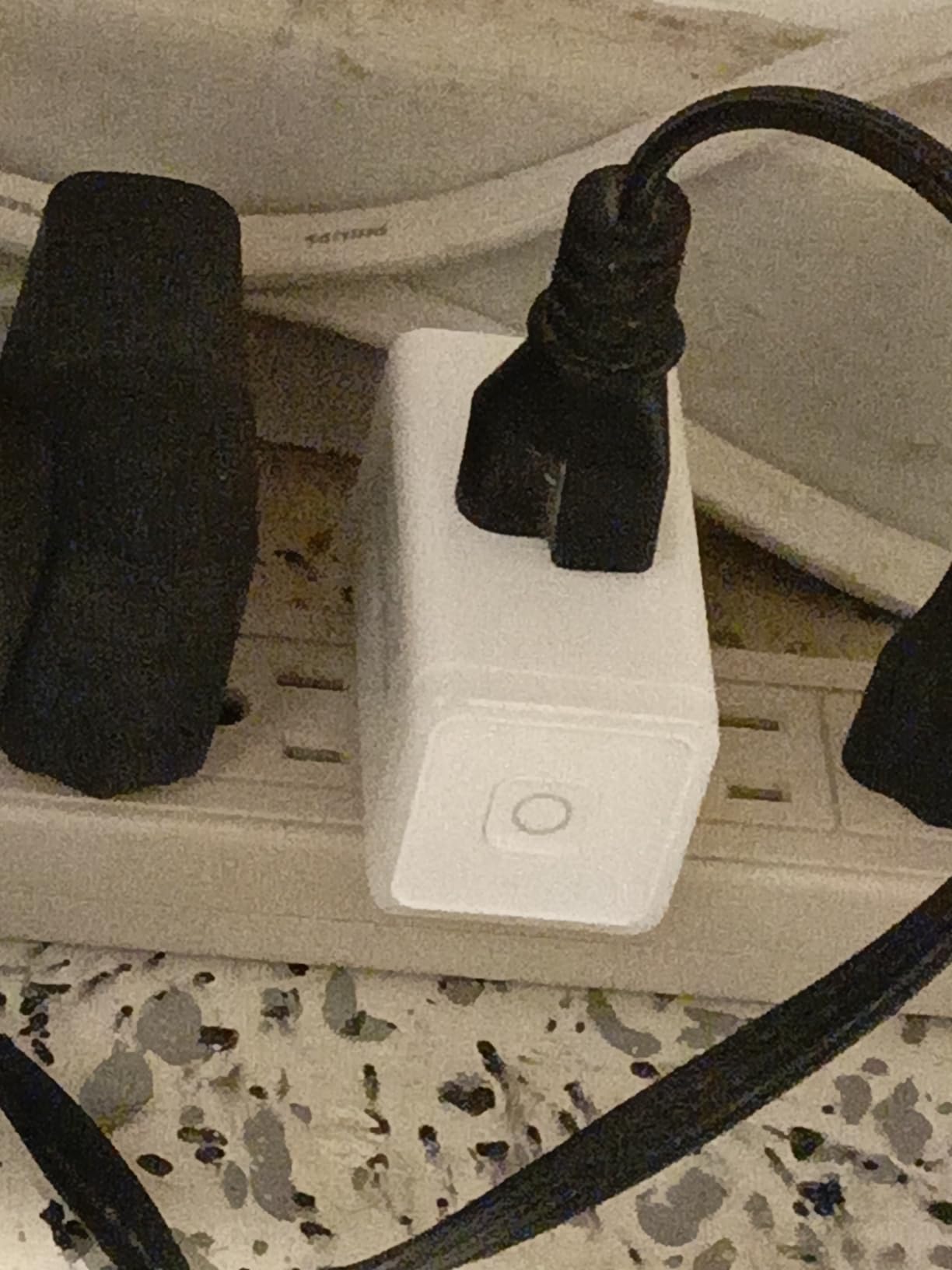 Kasa Smart Plug Mini with Energy Monitoring, KP115 | Wi-Fi Outlet Works with Alexa, Google Home, Wi-Fi Simple Setup, No Hub Required, White customer photo 2