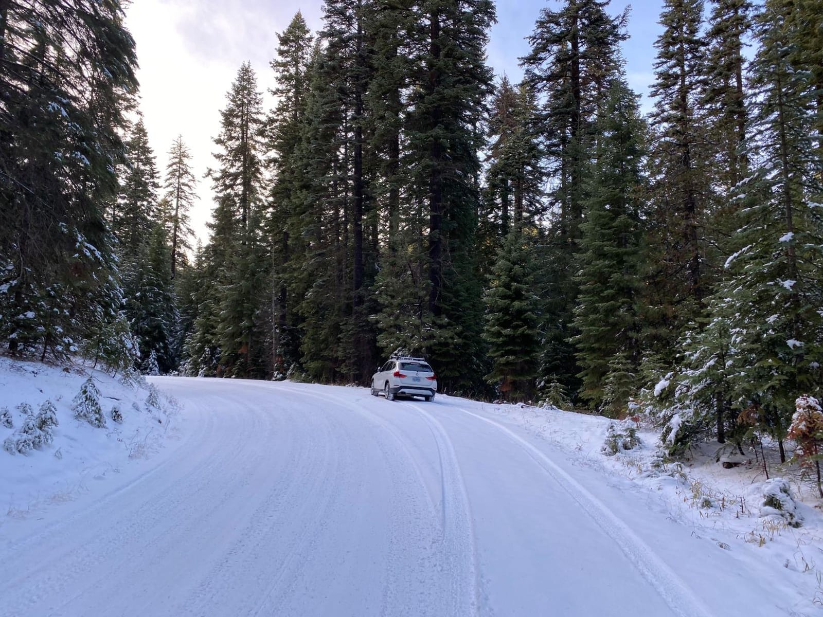 Sumitomo Ice Edge 225/50R17 94T Passenger Touring Studdable Winter Traction Tire customer photo 1