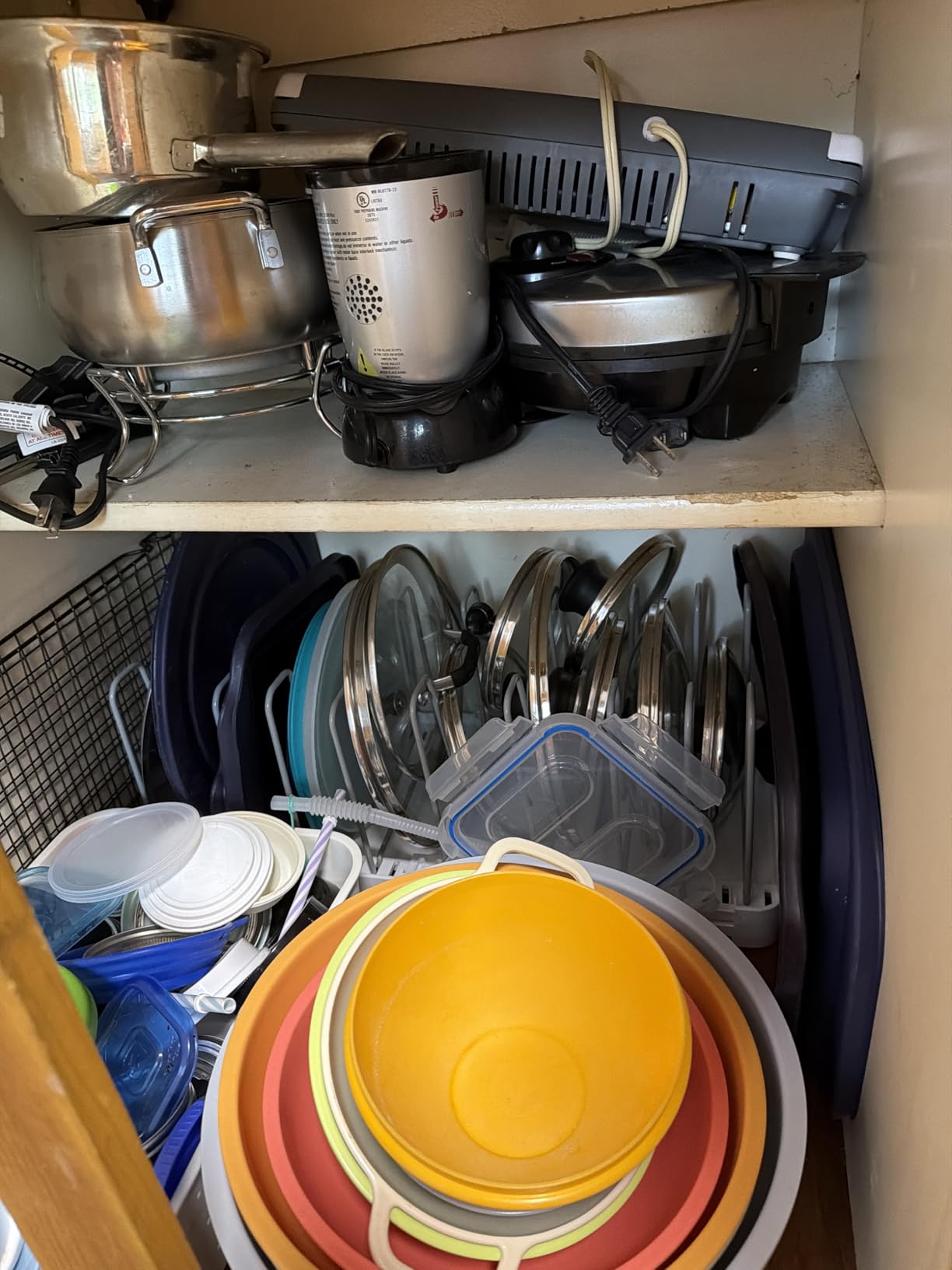 EVERIE Adjustable Cabinet Organizer for Pot Lids, Bakeware, Cookie Sheets & Cutting Boards, Upright Storage Rack for Kitchen Cabinet, Stable Dividers, 9.7
