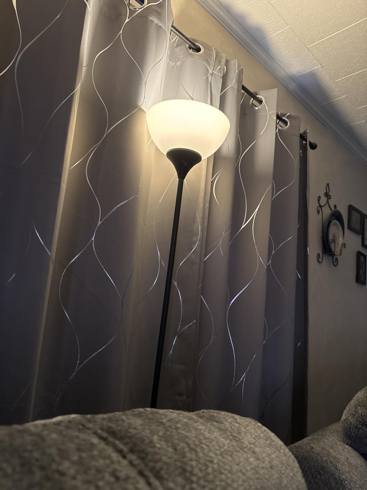 PESRAE Floor Lamp, Remote Control, Stepless Brightness & Color Temperature | LED Bulb Included; 3000K-6000K Adjustment, Torchiere Lamp for Living Room, Bedroom or Office, Matte Black customer photo 1