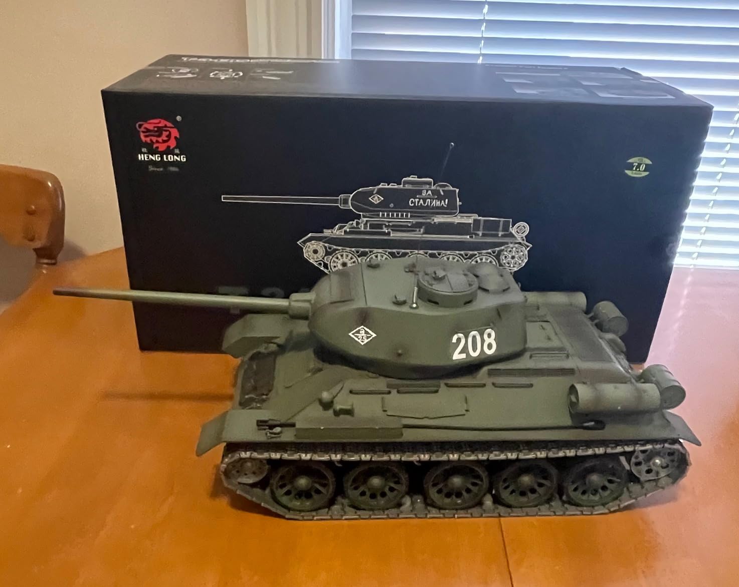 Heng Long Modified Edition 1/16 2.4ghz Remote Control Soviet Union T34 Tank Model(360-Degree Rotating Turret)(Steel Gear Gearbox)(3800mah Nimh Battery)(Metal Tracks &Sprocket Wheel & Idle Wheel) customer photo 1