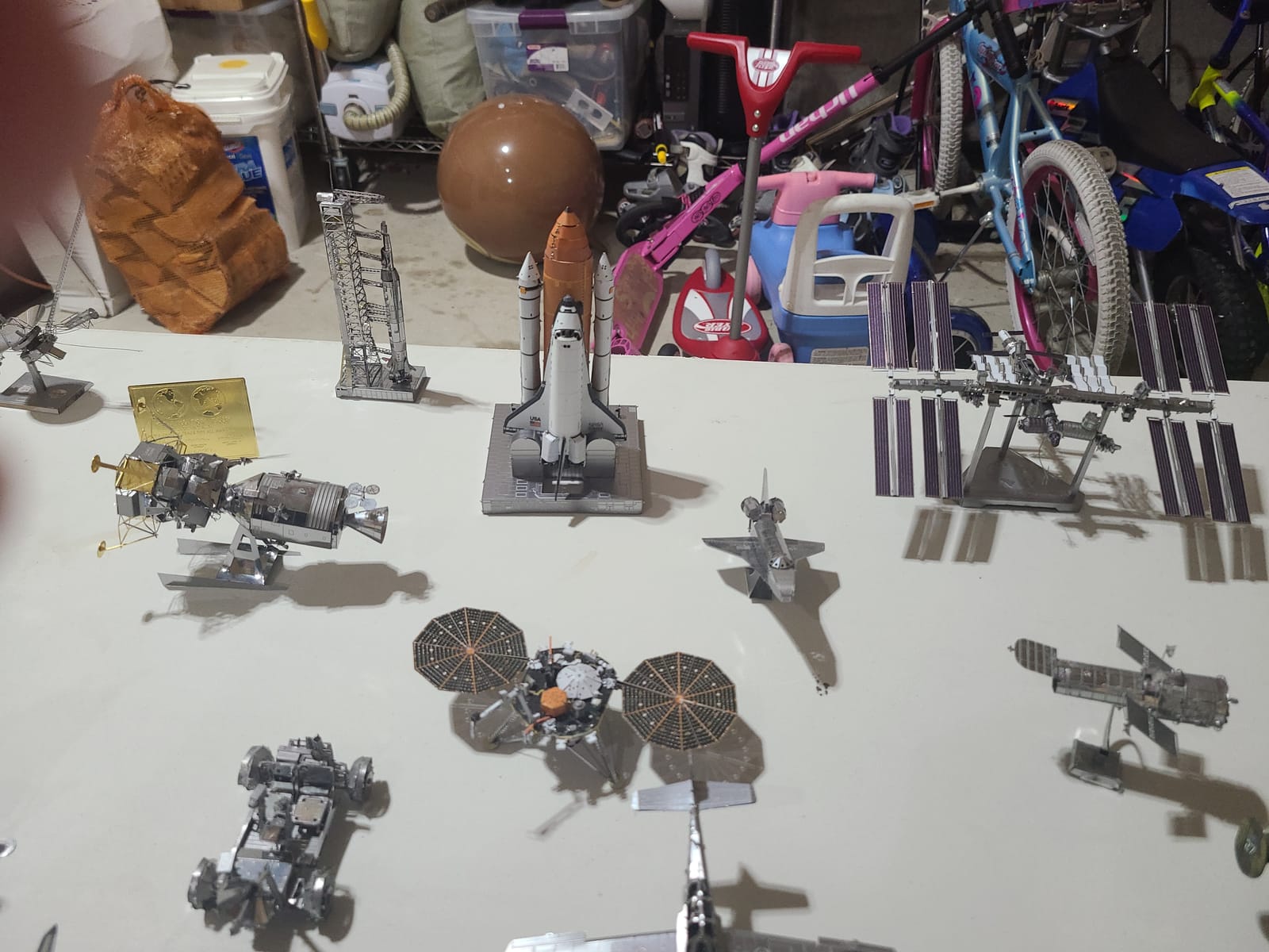 Metal Earth Fascinations Premium Series Space Shuttle Launch Kit 3D Metal Model Kit customer photo 2