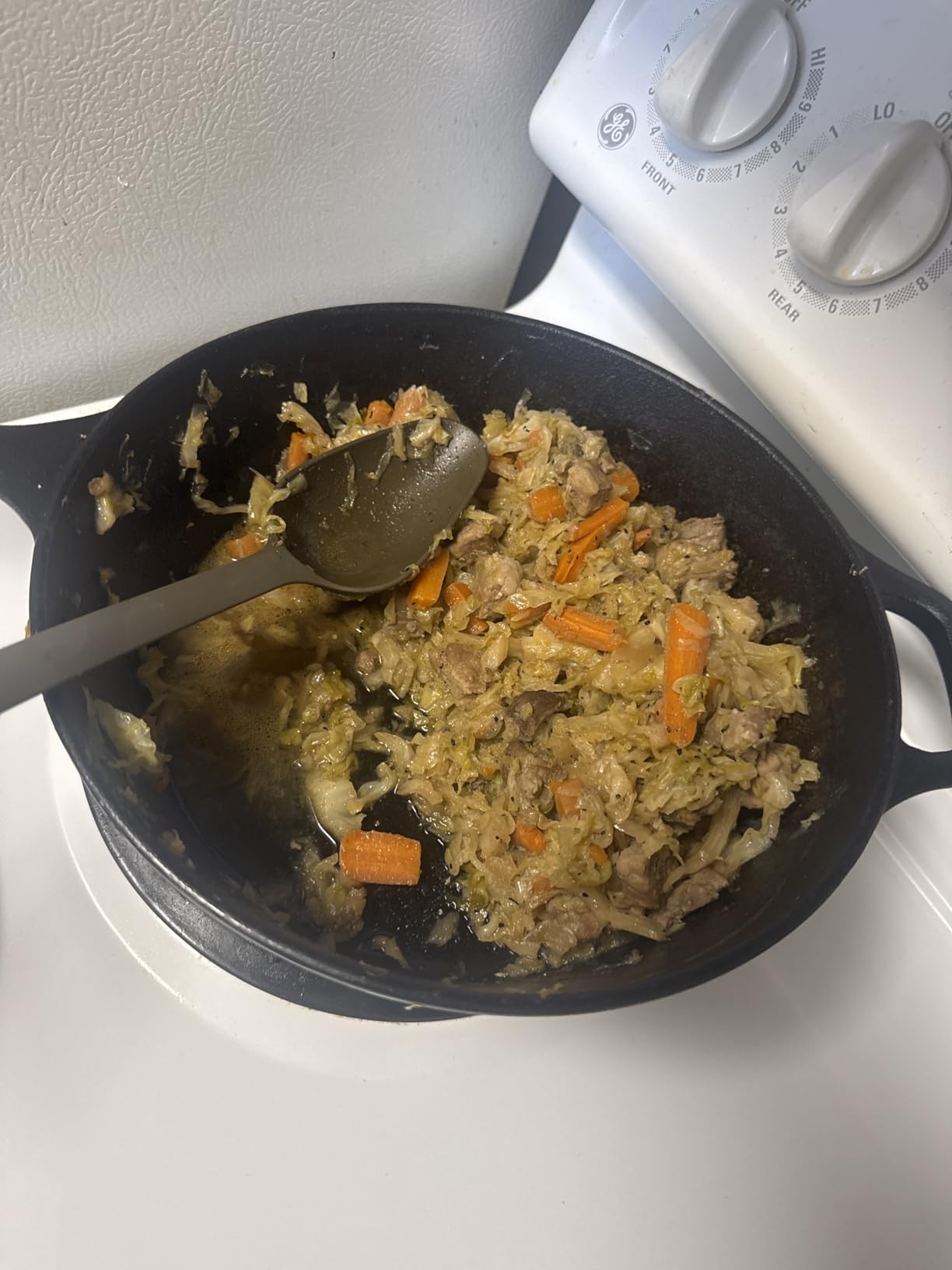 EDGING CASTING 2-in-1 Pre-Seasoned Cast Iron Dutch Oven Pot with Skillet Lid Set, 10