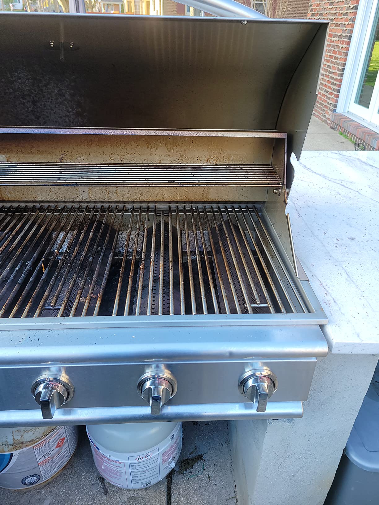 Bull Yukon 5 Burner Outdoor Kitchen Grill, Built-In Propane Grill with 75,000 BTUs, 304 Stainless Steel customer photo 2