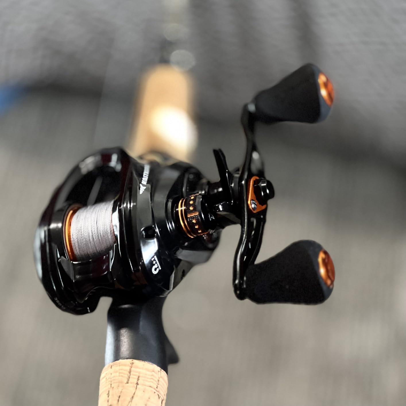 KastKing Zephyr Bait Finesse Baitcasting Reel, Carbon Fiber Fishing Reel - Drag Clicker Version, 7.2:1 Gear Ratio Fishing Reel - 5.6oz Lightweight Bait Finesse System Casting Reel customer photo 1
