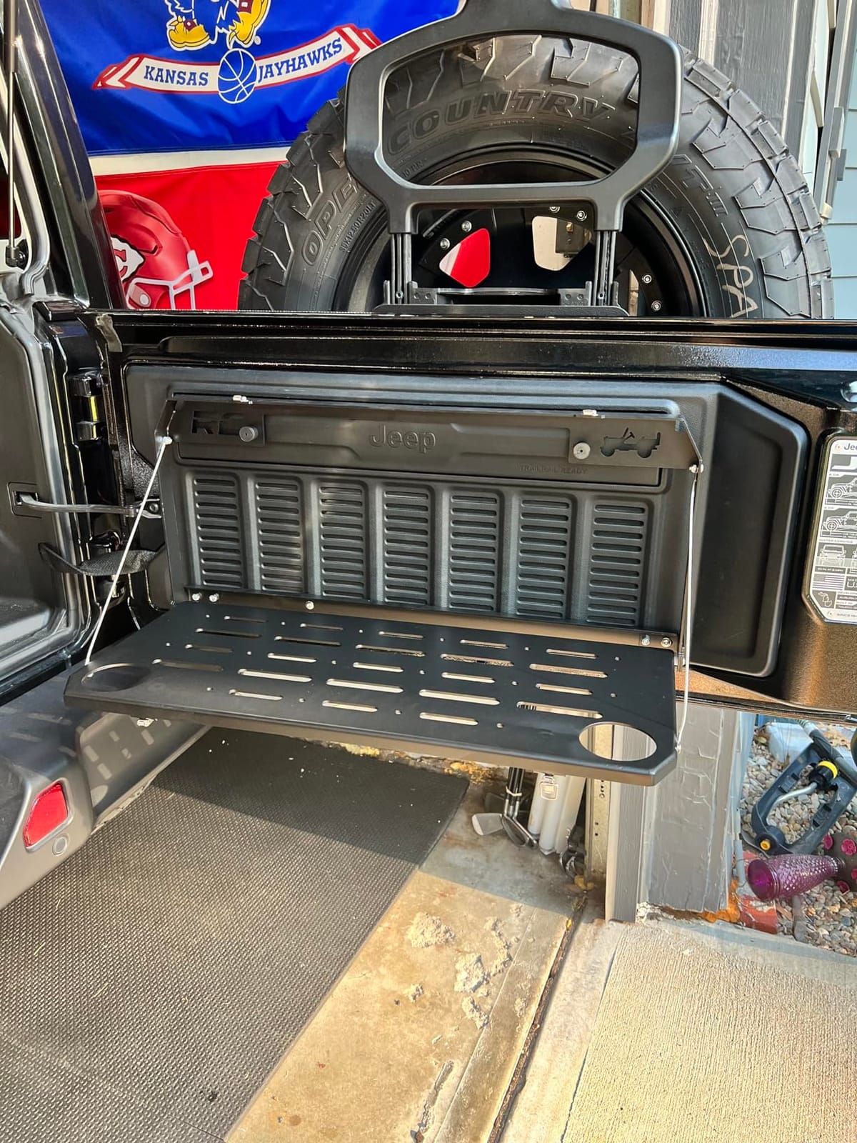 Rough Country Folding Rear Tailgate Table for Jeep Wrangler JL/Unlimited (2018-2024) customer photo 2