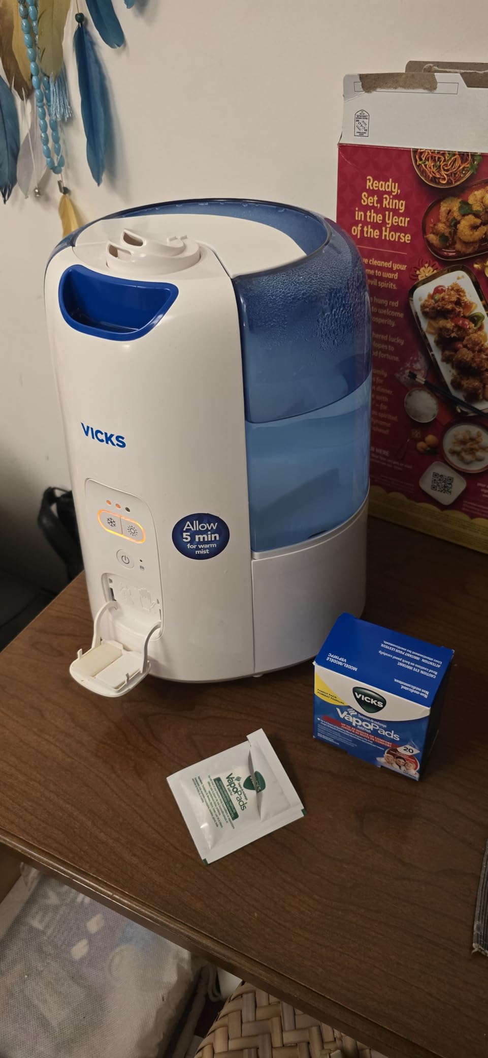 Vicks Dual Comfort Cool + Warm Mist Humidifier for Year Round Mist Comfort | Fusion Technology Filter Free Humidifier with 1.2 Gallon Tank, 40h runtime, Works with Vicks VapoPads and VapoSteam customer photo 1