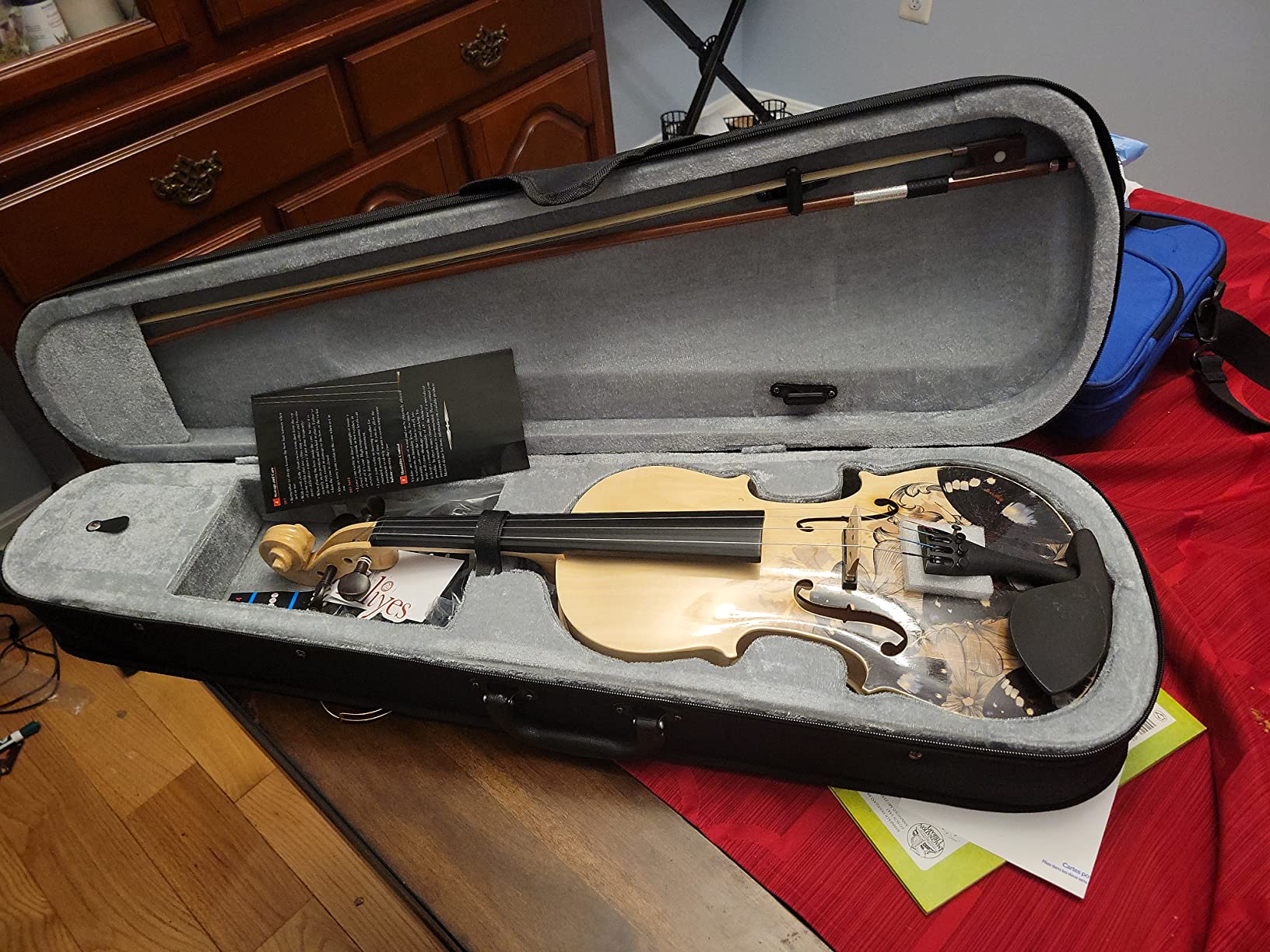 Aliyes Electric/Acoustic Violin Set for Beginners Special Designed Gift for Beginner with Hard Case, Bow, Extra Strings (4/4/Full-size) customer photo 1