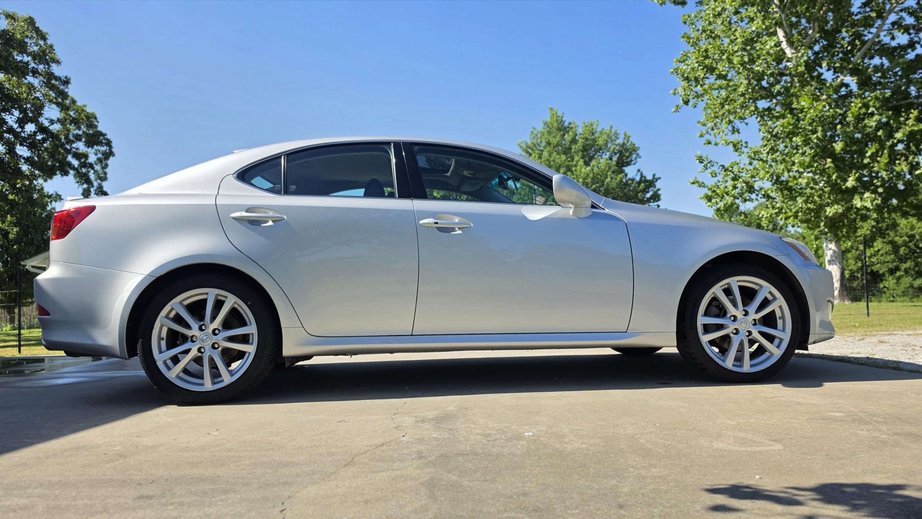 Adam's Advanced Graphene Ceramic Coating (Complete Kit) - 10H Graphene Coating for Auto Detailing, 9+ Years of Car Protection & Patented UV Technology customer photo 1