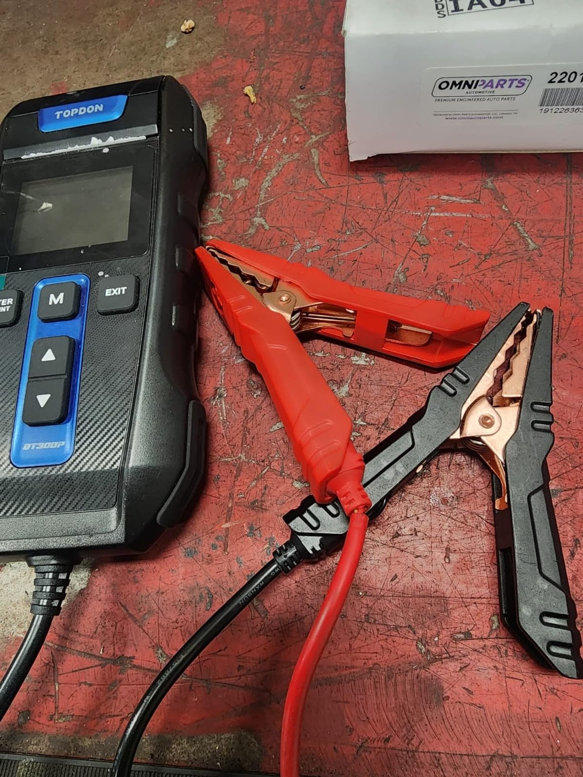 12V/24V Car Battery Tester, TOPDON BT300P Automotive Battery Load Tester | 100-2000 CCA Battery Tester with Built-in Printer, Battery, Cranking and Charging System Test, Reverse Polarity Protection customer photo 2