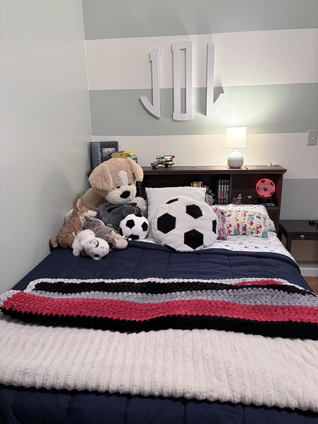 River Ranch Full/Queen Bookcase Headboard, in Grand Walnut Finish customer photo 2