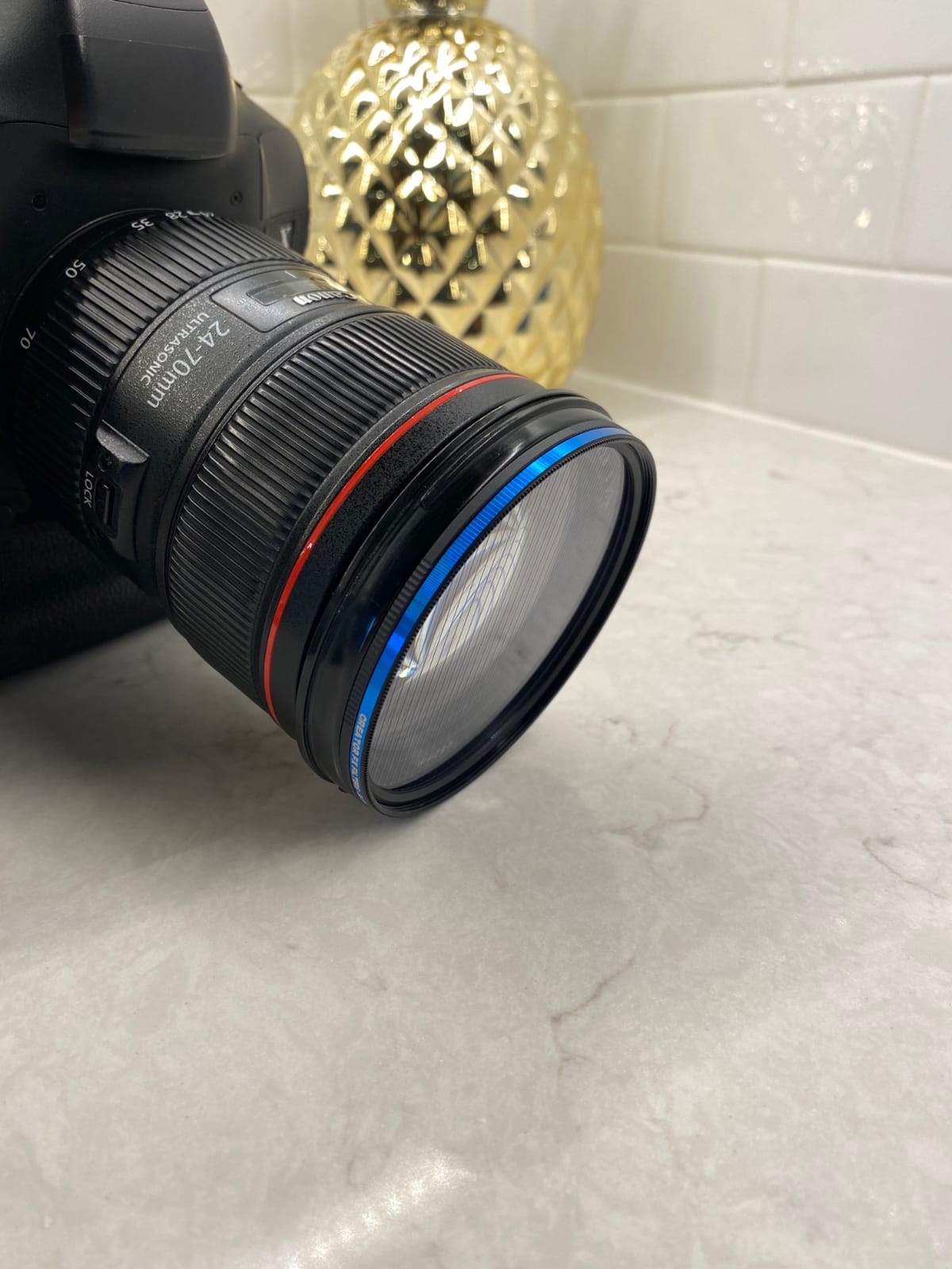 Anamorfake Blue Streak Special Effects Lens Filter | Anamorphic Light Flare Effect Filter for Camera Lens (Fits 82mm, 77mm, 72mm, 67mm Ø) customer photo 2