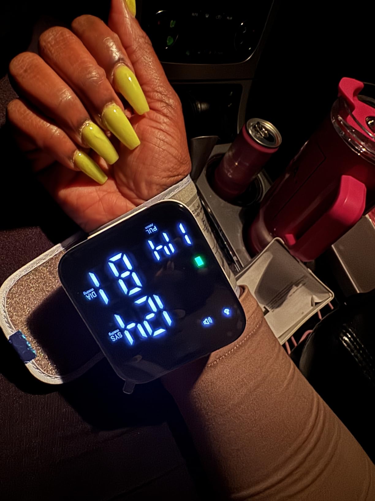 Greetmed Wrist Blood Pressure Monitor Automatic Talking Wrist Blood Pressure Cuff Digital Full Screen LED Display Bp Machine Adjustable Bp Cuff Voice Broadcast Health Care for Home Use customer photo 1