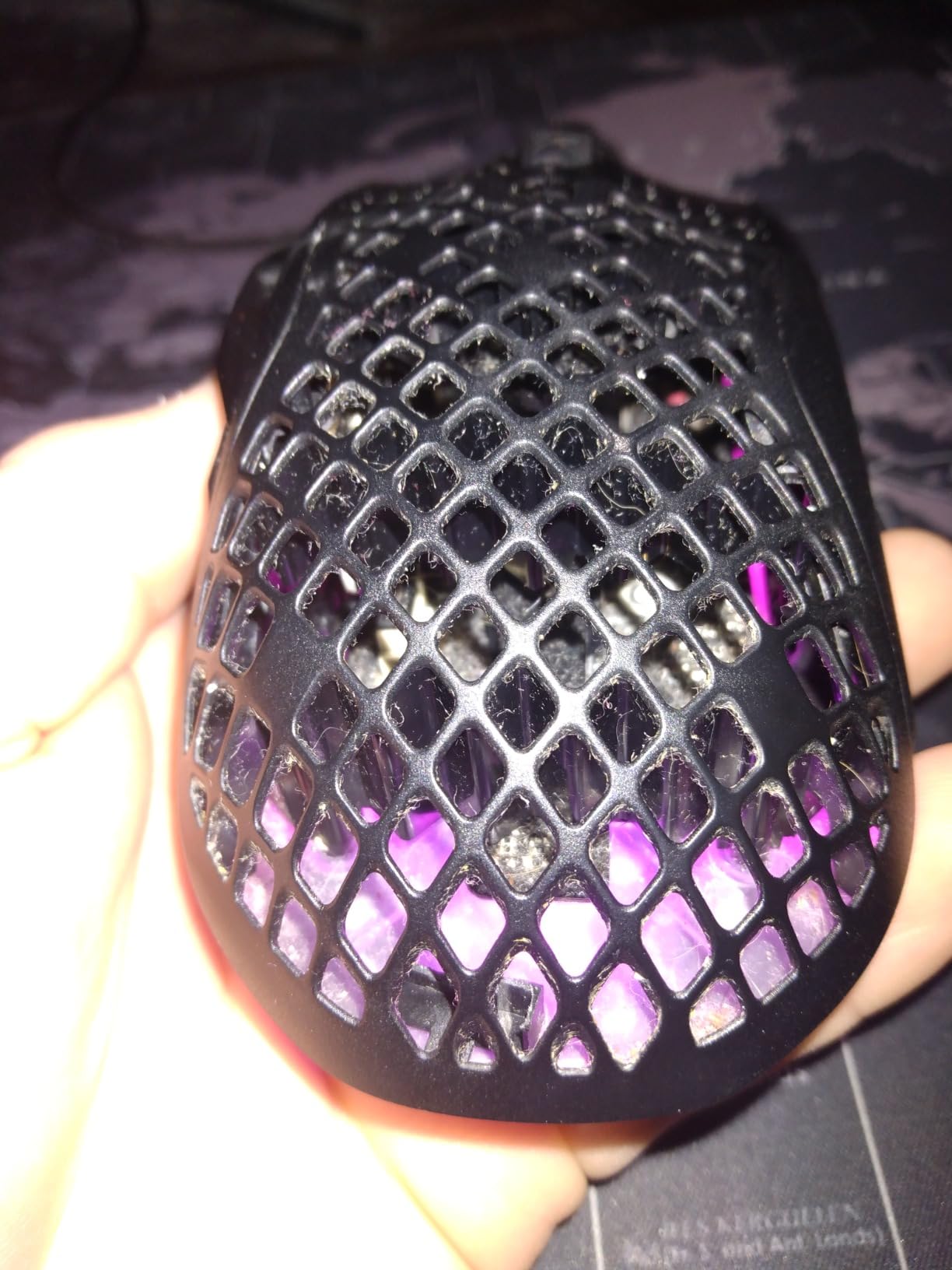 Aerox 5 - Holey RGB Gaming Mouse - Ultra-Lightweight Water Resistant Design - 18K DPI TrueMove Air Optical Sensor - 9 Programmable Buttons customer photo 2