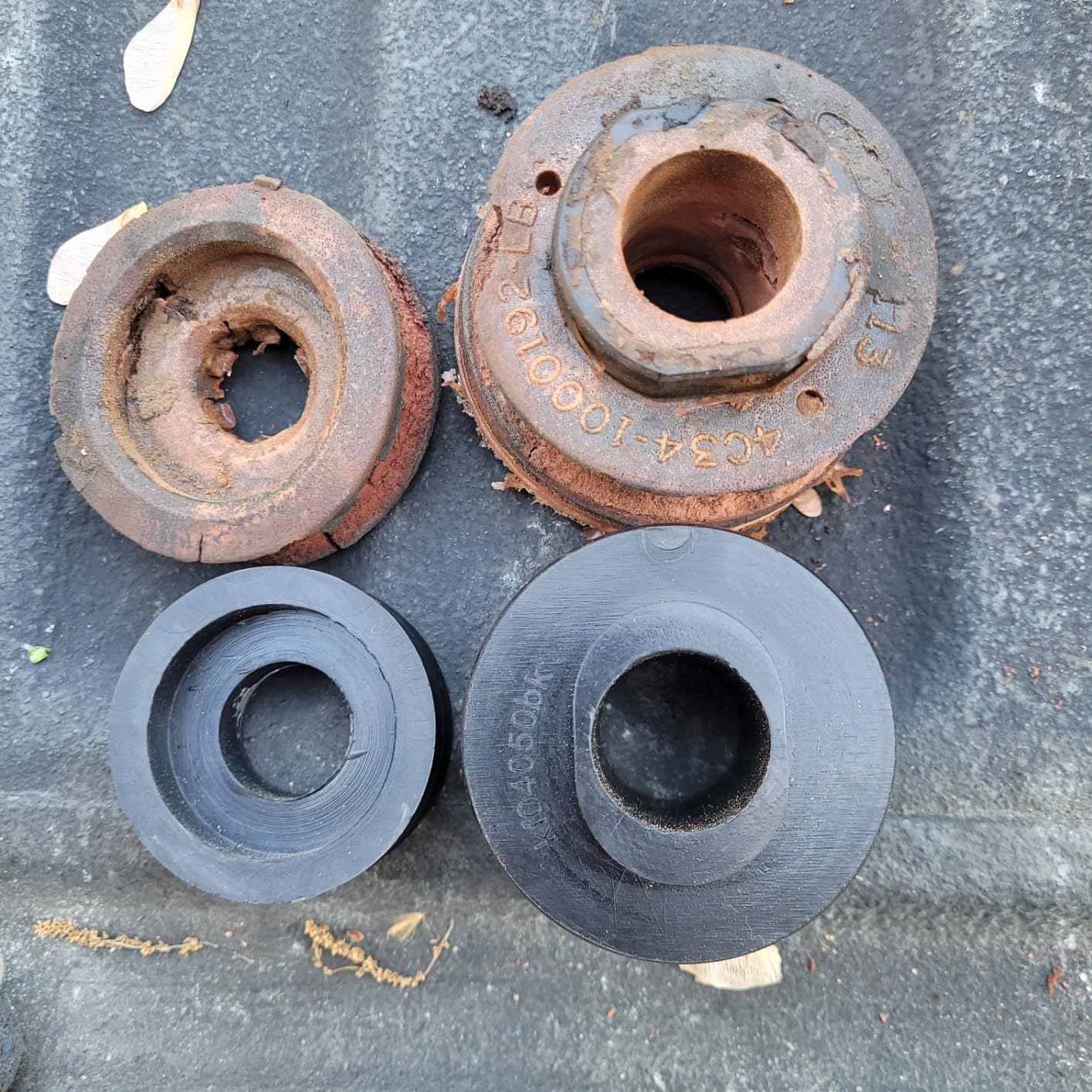KF04050BK Body Mount Bushing Kit for Ford F250 F350 Super Duty 1999-2018 2WD 4WD Polyurethane Body Cab Mounts & Washers (Black 20PCS) customer photo 2