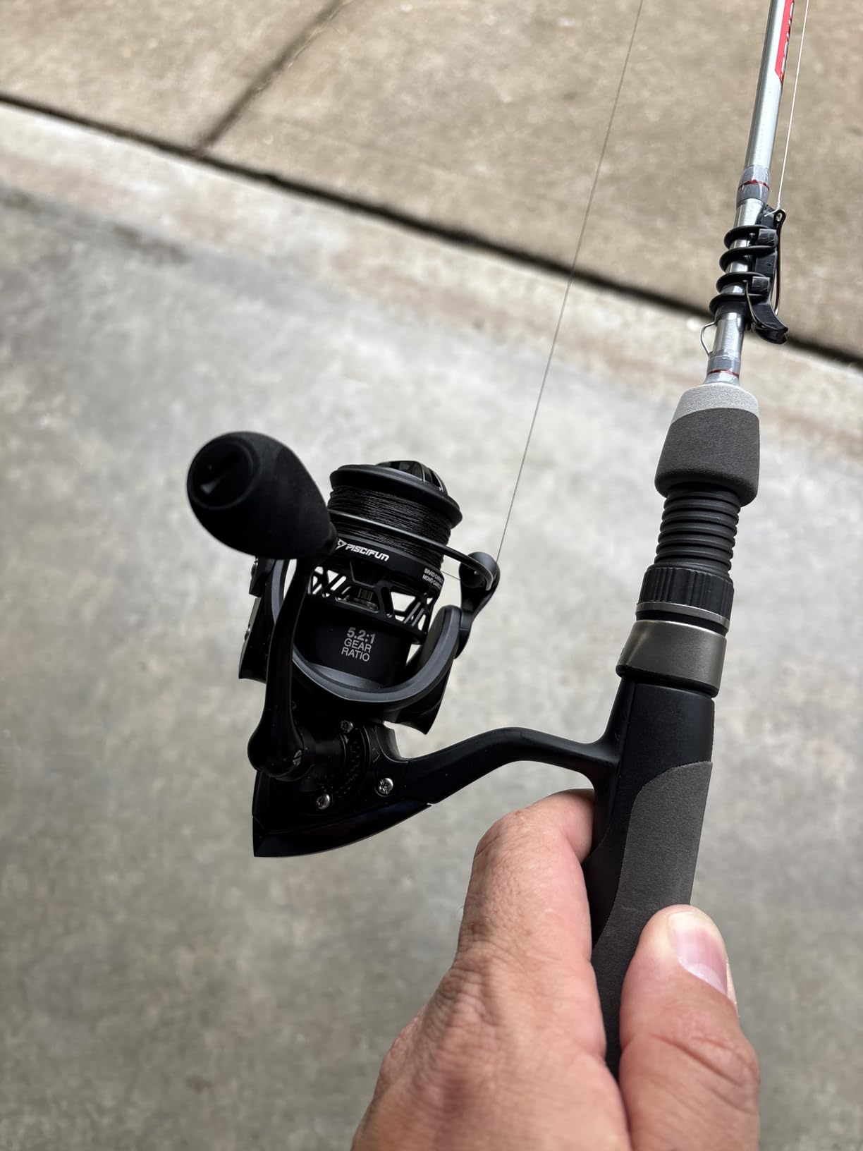 Piscifun Carbon X II Ultralight Spinning Reel, Light to 5.5oz | 10+1 BB, upgraded carbon frame rotor, 22lb Max Drag, 5.5oz lightweight design, smooth freshwater fishing performance customer photo 2