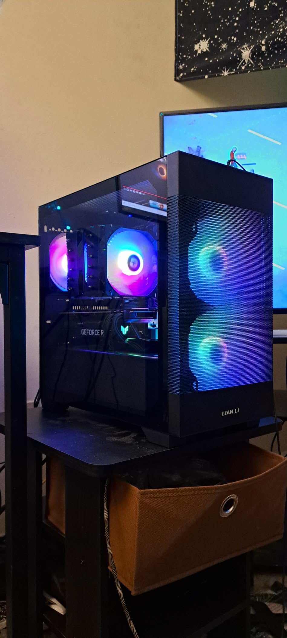 Lian Li LANCOOL 205M MESH High Airflow Micro ATX PC Case, RGB Gaming Computer Case, Mesh Front Panel Mid-Tower Chassis with 2x140mm ARGB PWM Fans Pre-Installed, Tempered Glass Side Panel (Black) customer photo 2