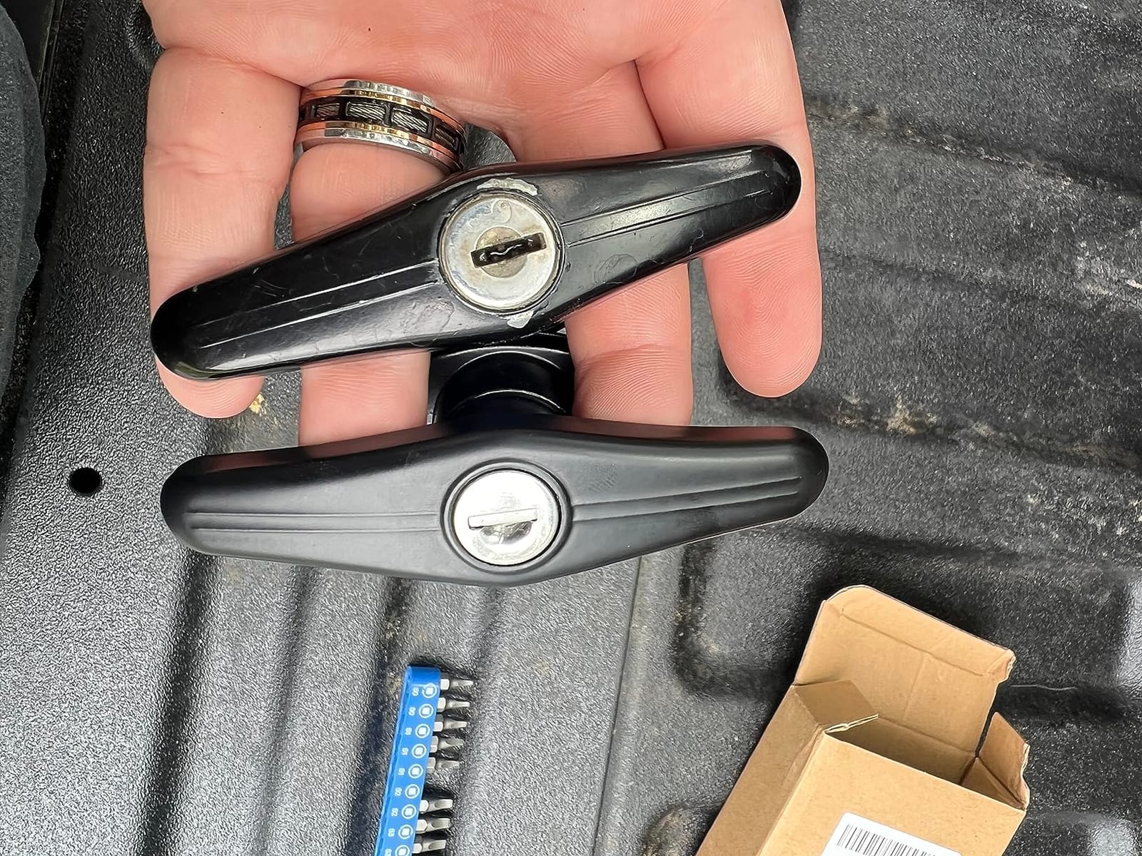 Pickup Truck Cap Topper Camper Shell Locking T-Handle -with 2 Keys for Most Brands of Truck caps, Toppers, Camper Tops Black Powder Coated Finish-Left Side customer photo 1