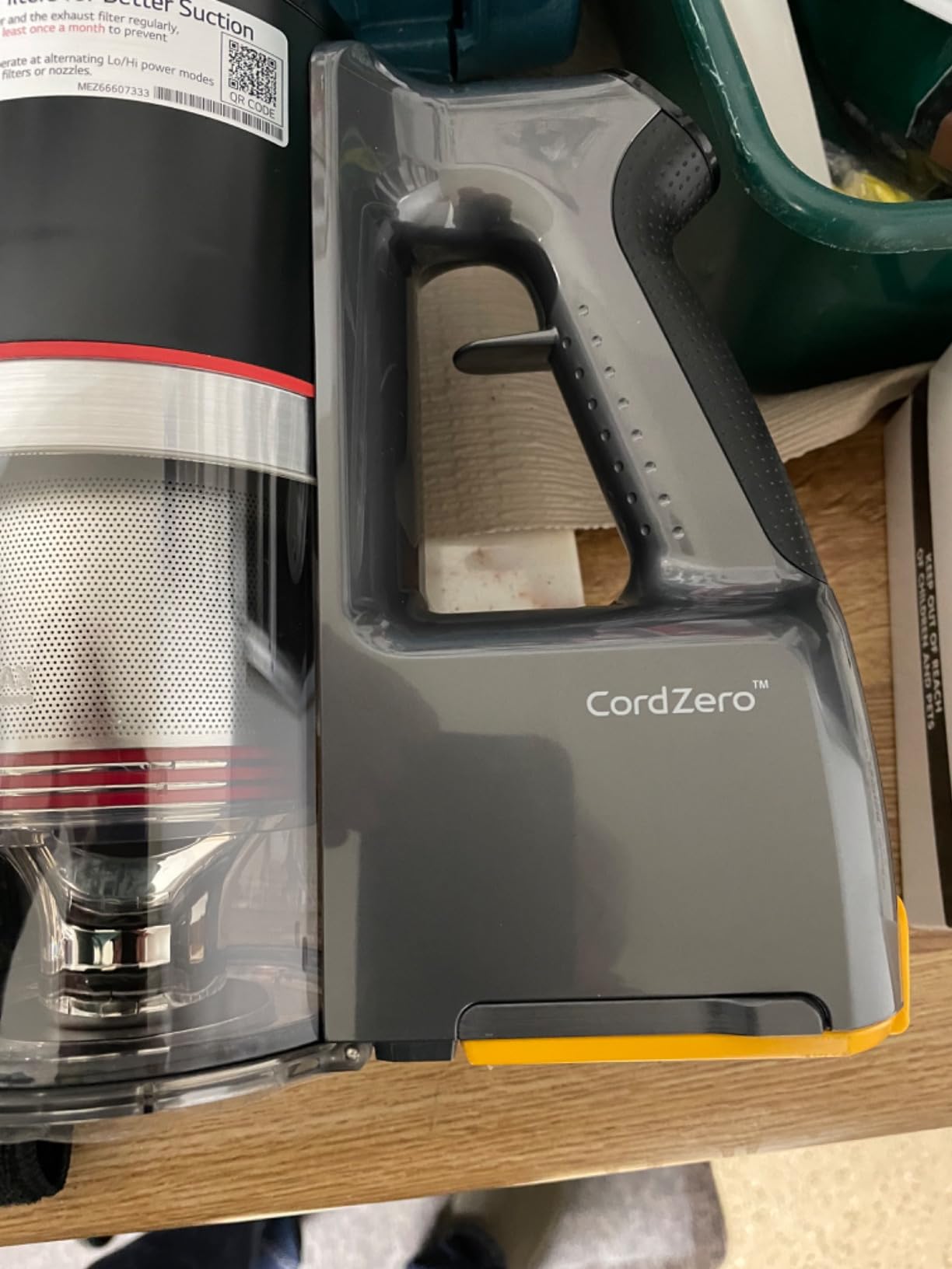 LG CordZero Vacuum, Matte Black (Renewed) | Dual battery up to 100 min runtime, smart inverter motor, 5 step filtration, converts to handheld customer photo 2