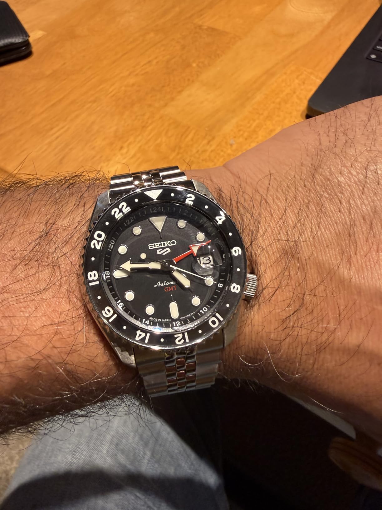 SSK001 Automatic Watch for Men - 5 -Sports - Black Dial with Date Calendar and Luminous Hands & Markers and Black & Gray GMT Bezel, 100m Water-Resistant customer photo 2