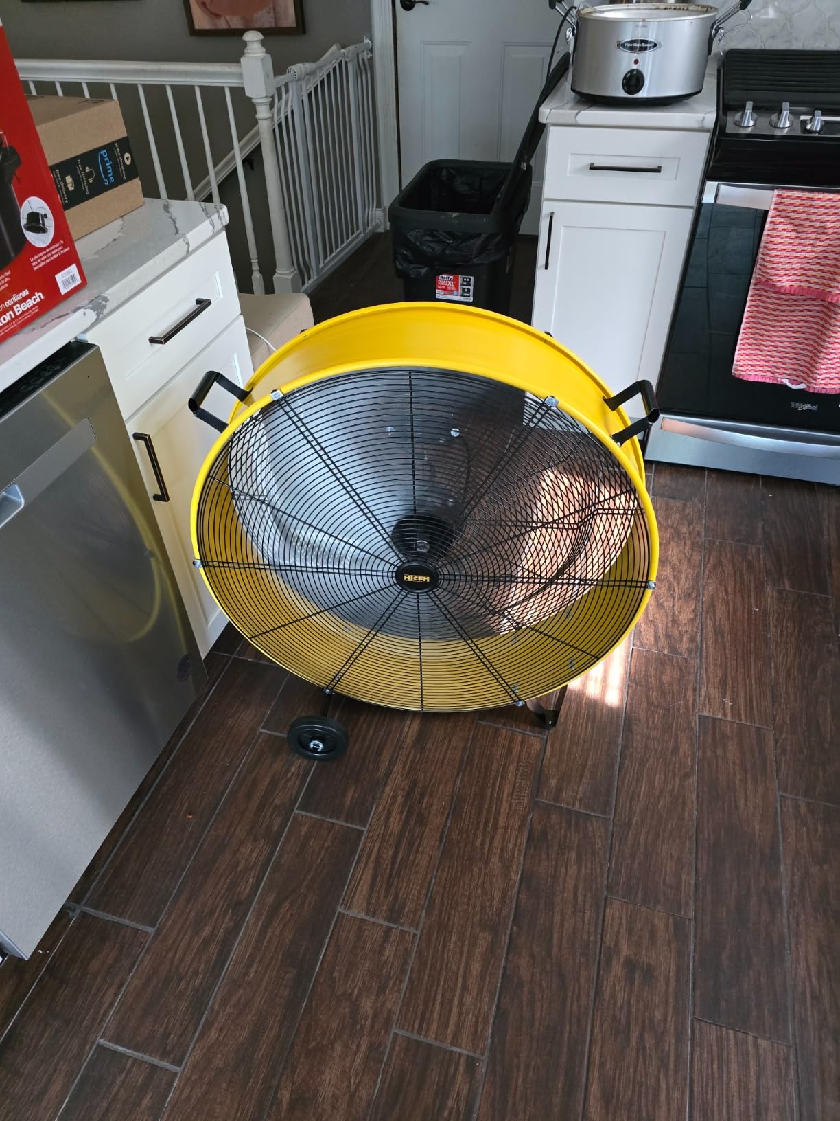 HiCFM 13000 CFM 30 inch Heavy Duty High Velocity Barrel Floor Drum Fan, 1/3HP Motor, 9ft Cord, 5in Solid Wheels, UL Safety Listed customer photo 1
