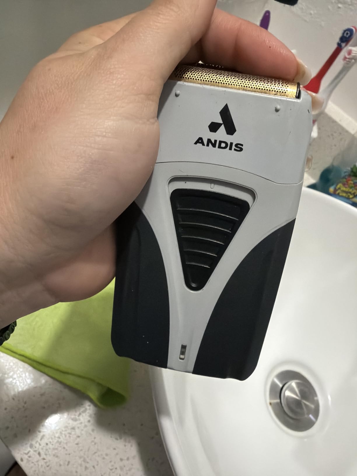 Andis TS-1 17235 Pro Foil Lithium Titanium Foil Shaver, Gray | Cord/Cordless, Smooth Shaving Cordless Shaver with Charger customer photo 2