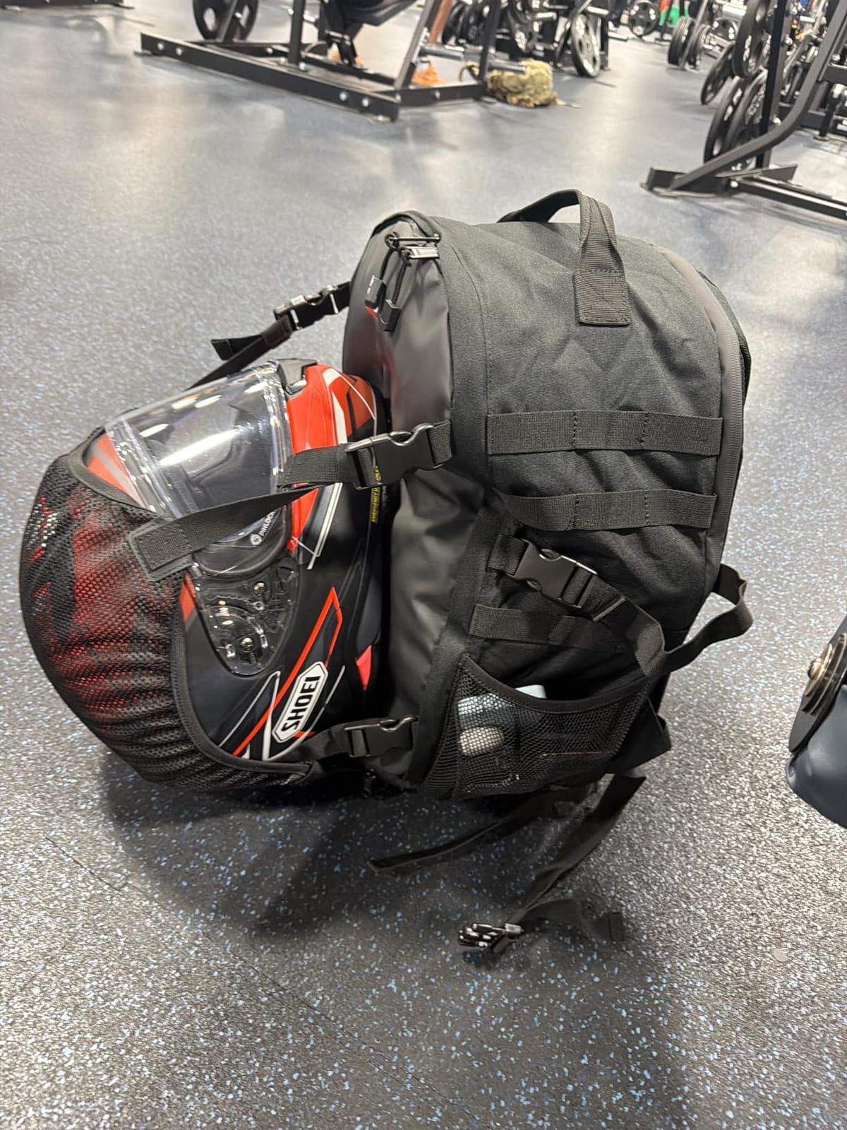 KEMIMOTO Motorcycle Helmet Backpack, 20L Storage Bag with Expandable Hidden Net for Full Face Helmet, Riding & Daily Commute Gift for Men customer photo 2