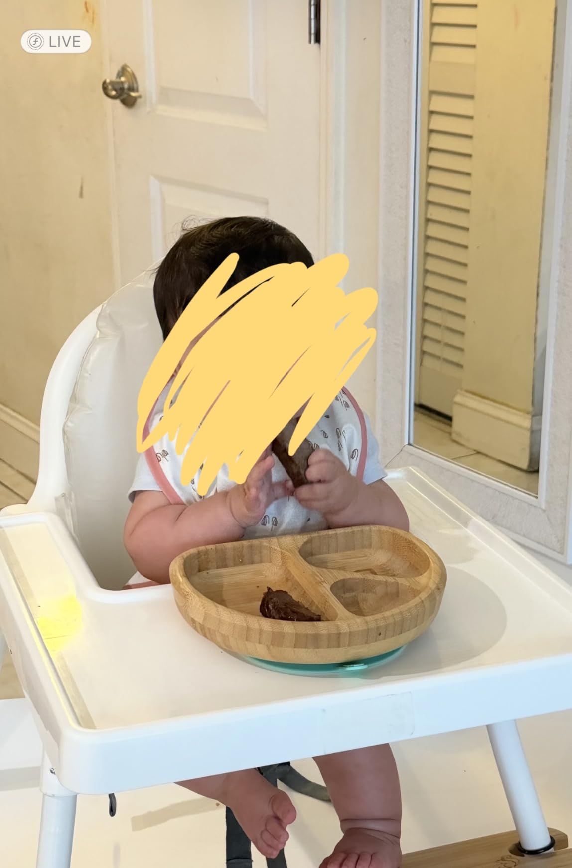 Munchkin Bambou Divided Suction Plate - Eco-Friendly Bamboo Dinnerware for Babies and Toddlers customer photo 2