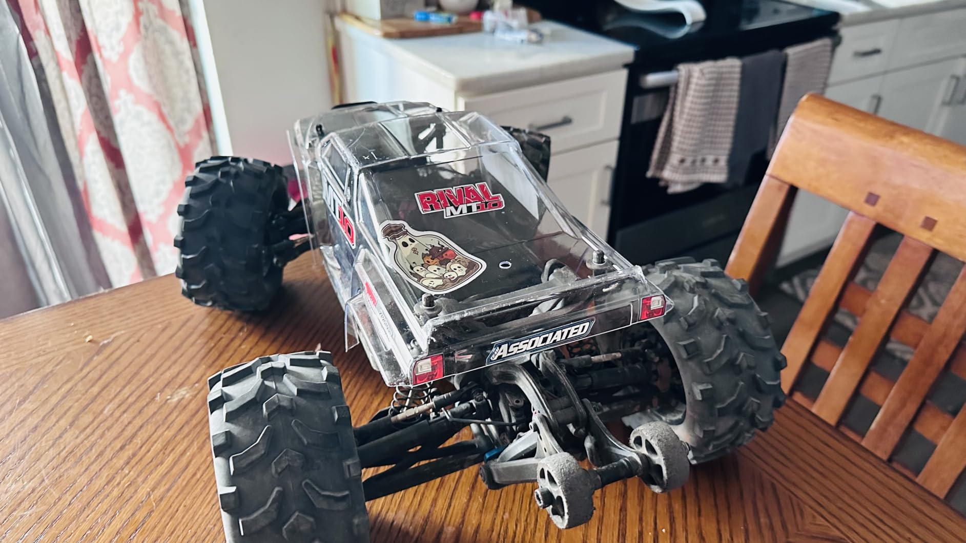 Team Associated Rival MT10 Brushless RTR V2 Monster Truck (Battery and Charger Not Included), ASC20518 customer photo 2