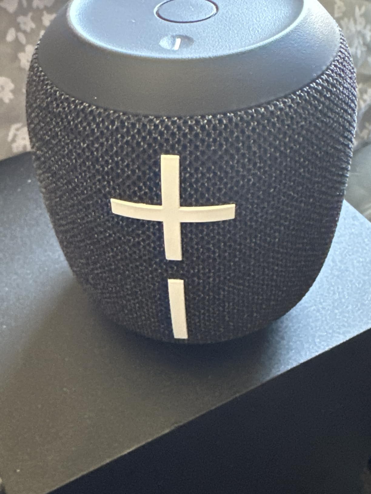 Ultimate Ears WONDERBOOM 4 Portable Waterproof Speaker - Gray customer photo 1