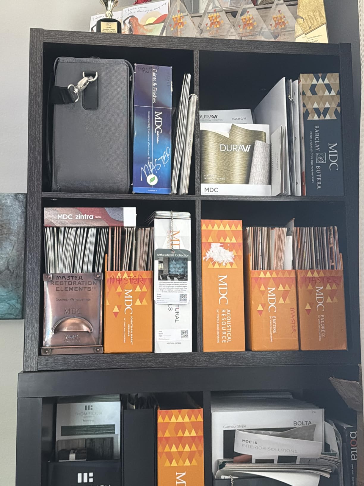 CUBICLE 6-Cube Book Shelf, Extra Thick Frame Bookshelf, White | 14.6