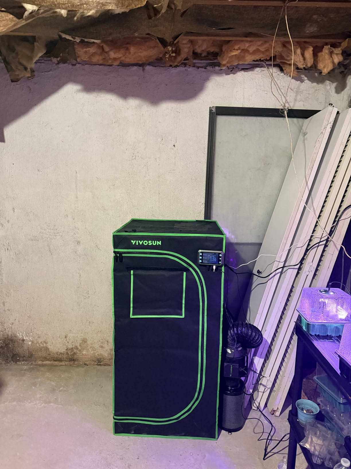 VIVOSUN Smart Grow Tent Kit 2x4, 2-Plant WiFi-Integrated Grow System | including 200W Full Spectrum LED, Automatic Control with GrowHub E42A+, Efficient Ventilation System, 48x24x60