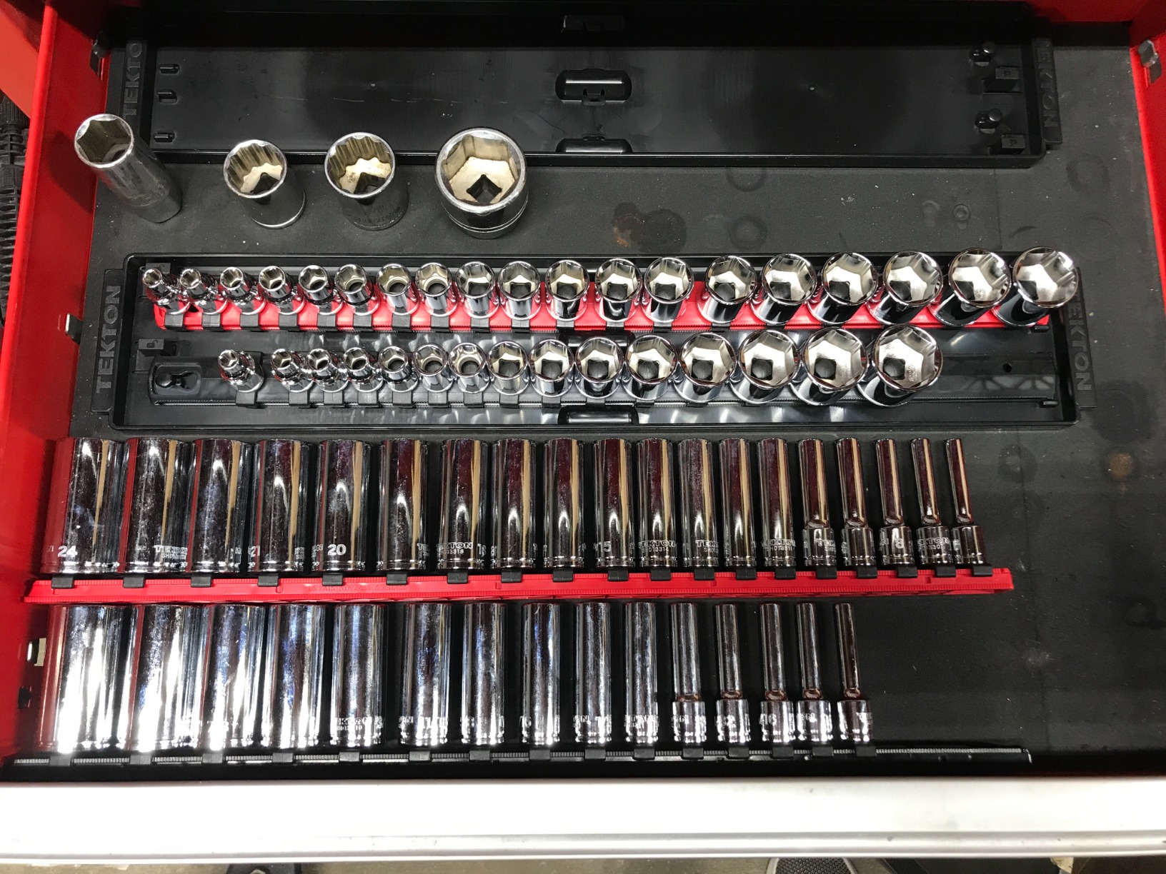 TEKTON 3/8 Inch Drive 6-Point Socket Set, 38-Piece | SHD91211 customer photo 1