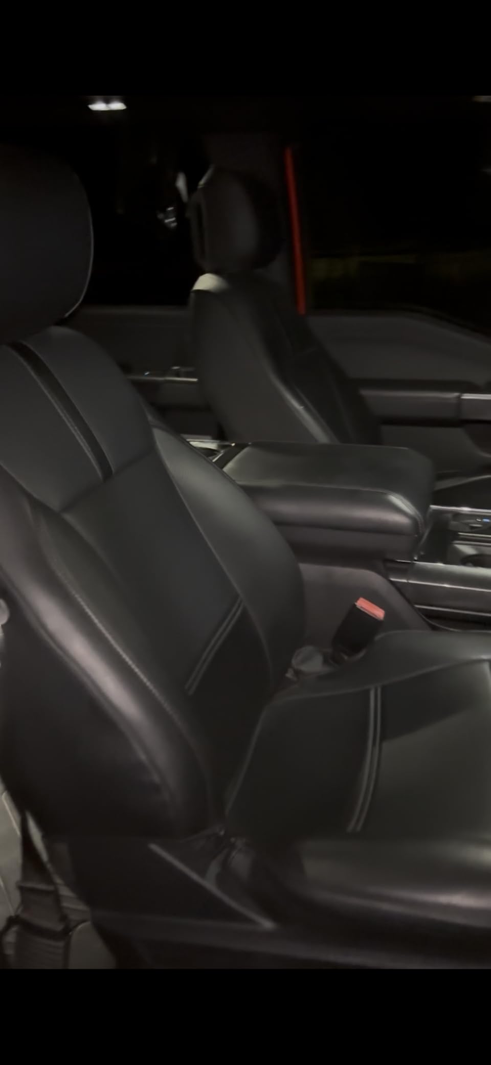 for Ford F150 Seat Covers 2015-2023 2024 2025 2026, Full Set Leather Waterproof Black Trucks Pickup Seat Covers Custom Fit for Ford F150 Accessories, Car Seat Cover for SuperCrew/CrewCab (XL, XLT) customer photo 2