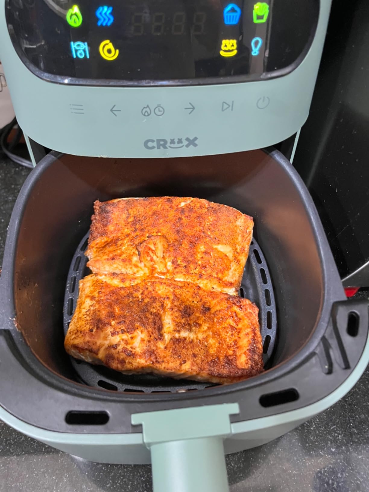 CRUX x Marshmello 3qt Digital Air Fryer with TurboCrisp Technology, Black customer photo 2