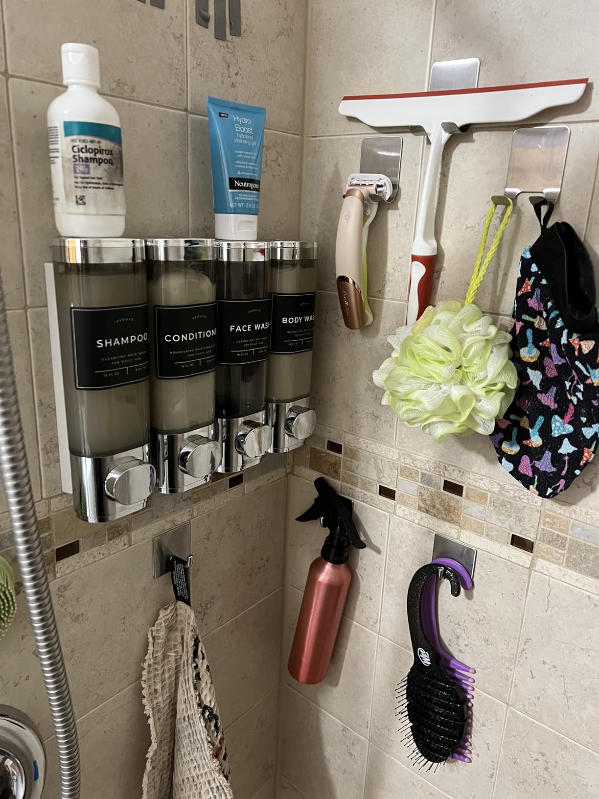 8 Pack Adhesive Hooks, 4 Pack Razor Holder for Shower and 4 Heavy Duty Waterproof Sticky Hooks for Hanging Towels, Loofah, Coat, Hat (Black) customer photo 1