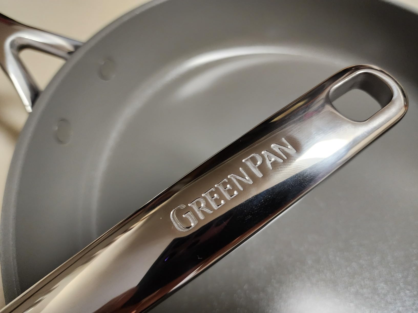 GreenPan GP5 Hard Anodized Healthy Ceramic Nonstick 9.5