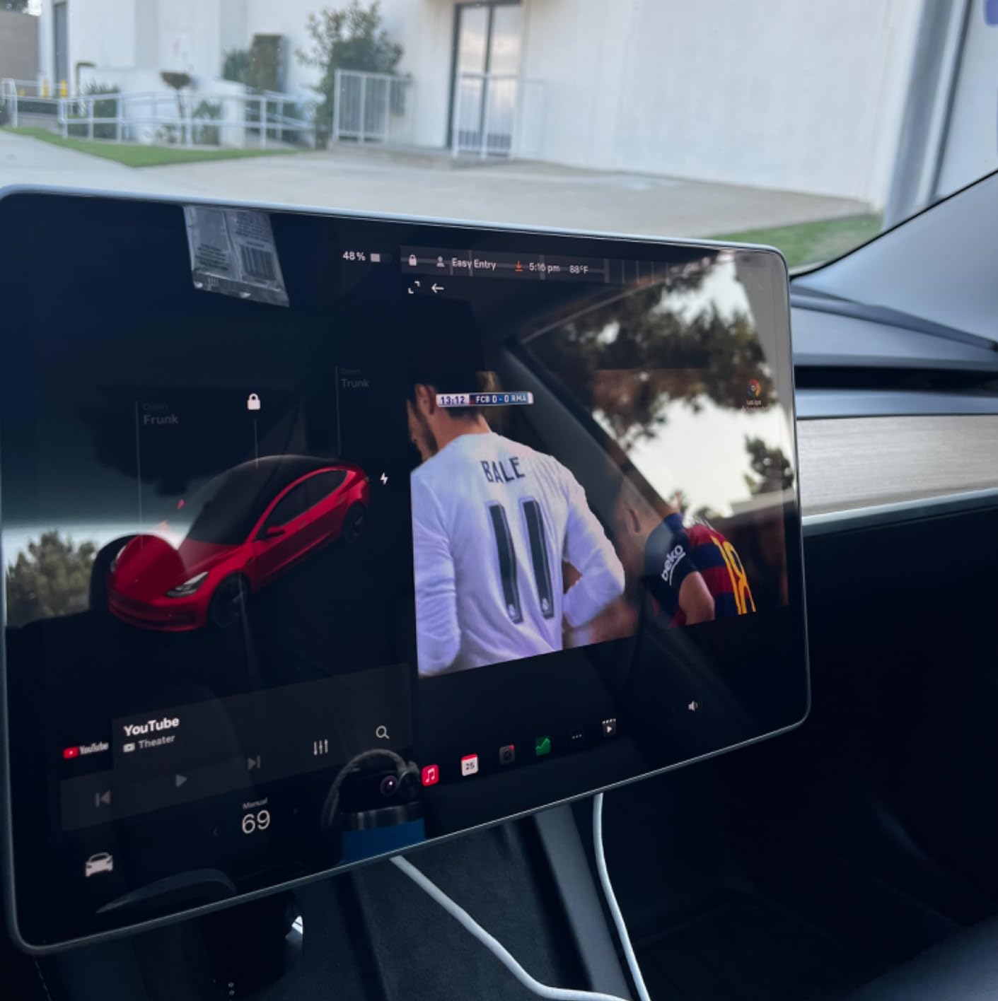 Tesla Model Y (2020-2025)/Model 3 (2017-2023) 9H HD 15'' Screen Protector with Alignment Kit, Ultra-Clear 9H Tempered Glass, HD & 9H & Anti-Fingerprint, Bubble-Free customer photo 2