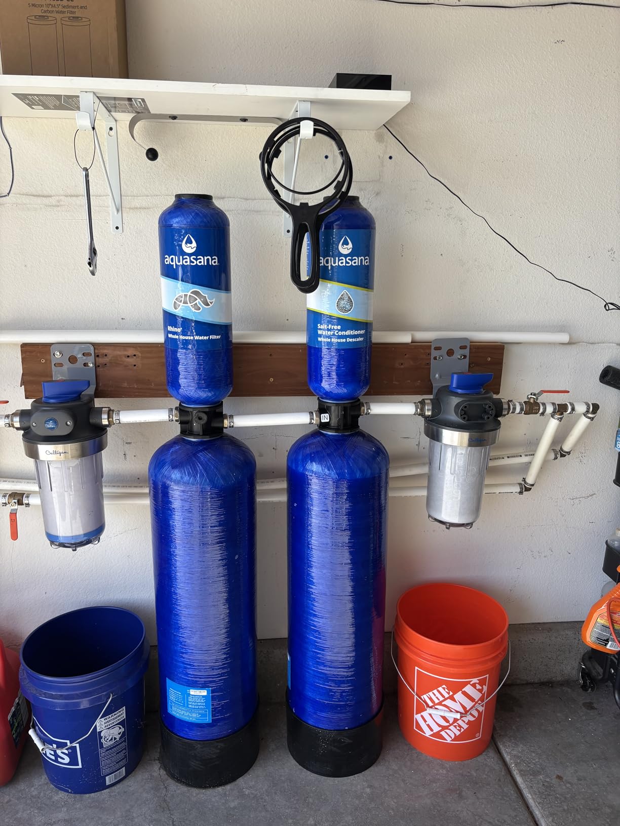 Aquasana Max Flow Whole House Water Filter | Carbon & KDF | WH-1010-CT-LM | 10-Year Filter | 14.5 GPM | Reduces 97% Chlorine & Sediment | Salt-Free Scale Control | Low Maintenance | 10-Year Warranty customer photo 1