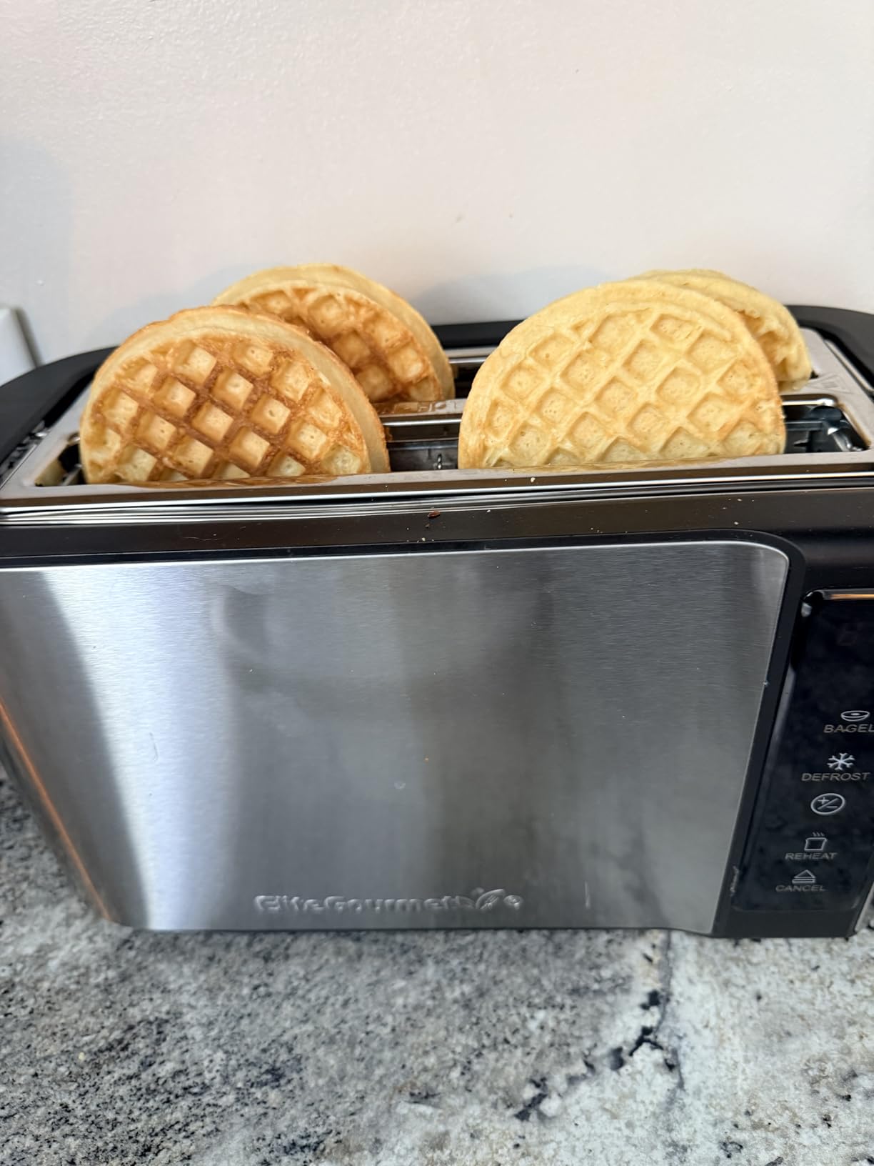 Elite Gourmet 4-Slice Long Slot Toaster, Extra-Wide Slots, Countdown Timer customer photo 1