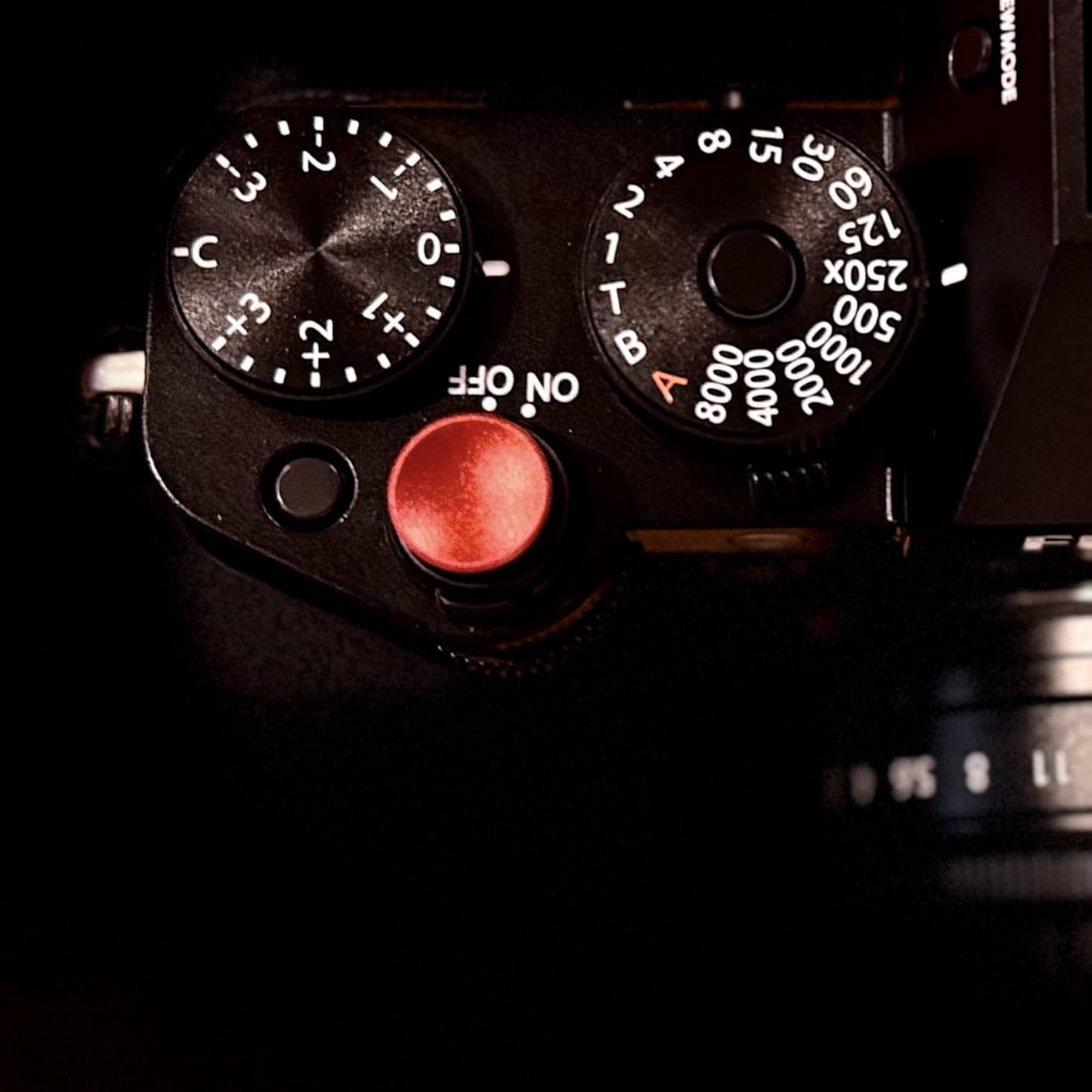 SmallRig Handgrip L-Shape Grip for FUJIFILM X-T5 with Shutter Button, Black | Built-in Quick Release Plate for Arca, 1/4