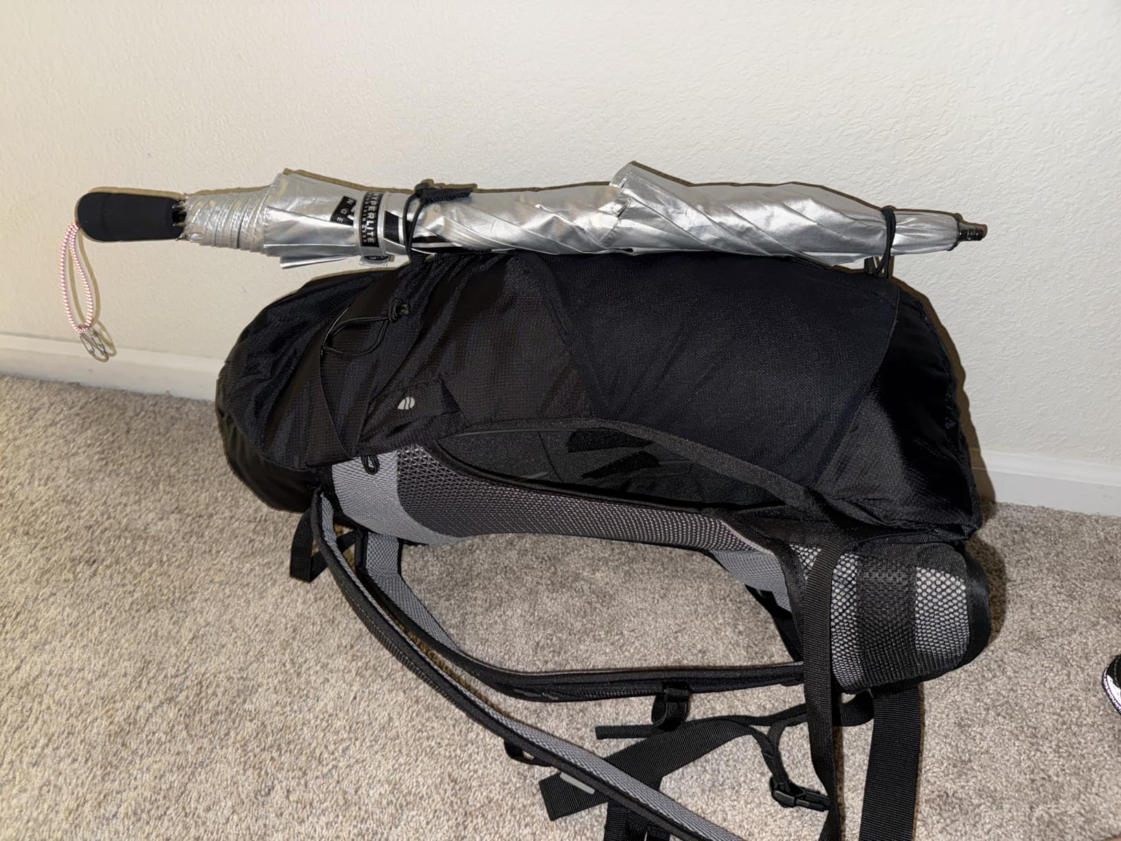 Deuter AC Lite 24L Hiking & Daypack Backpack with Steel Frame & Superior Breathability - Black customer photo 2